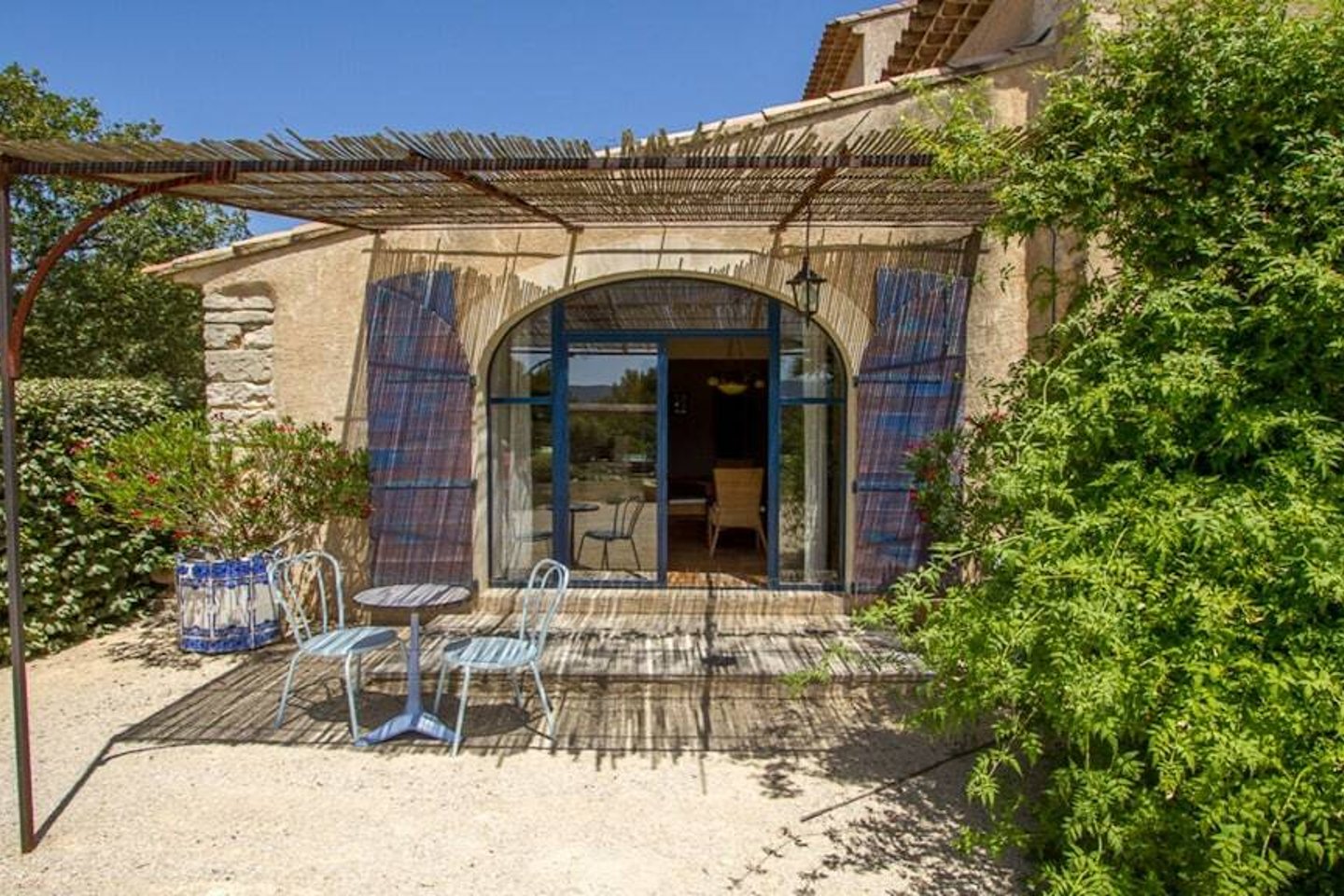 14 - Provence retrouvée: Villa: Exterior