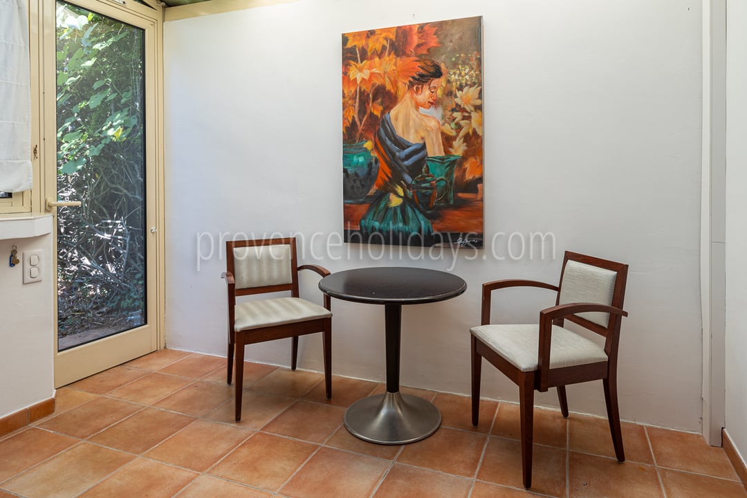 21 - Le Mas des Magnans: Villa: Interior
