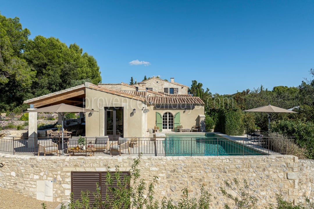 30 - Le Mas de la Terre Rouge: Villa: Exterior