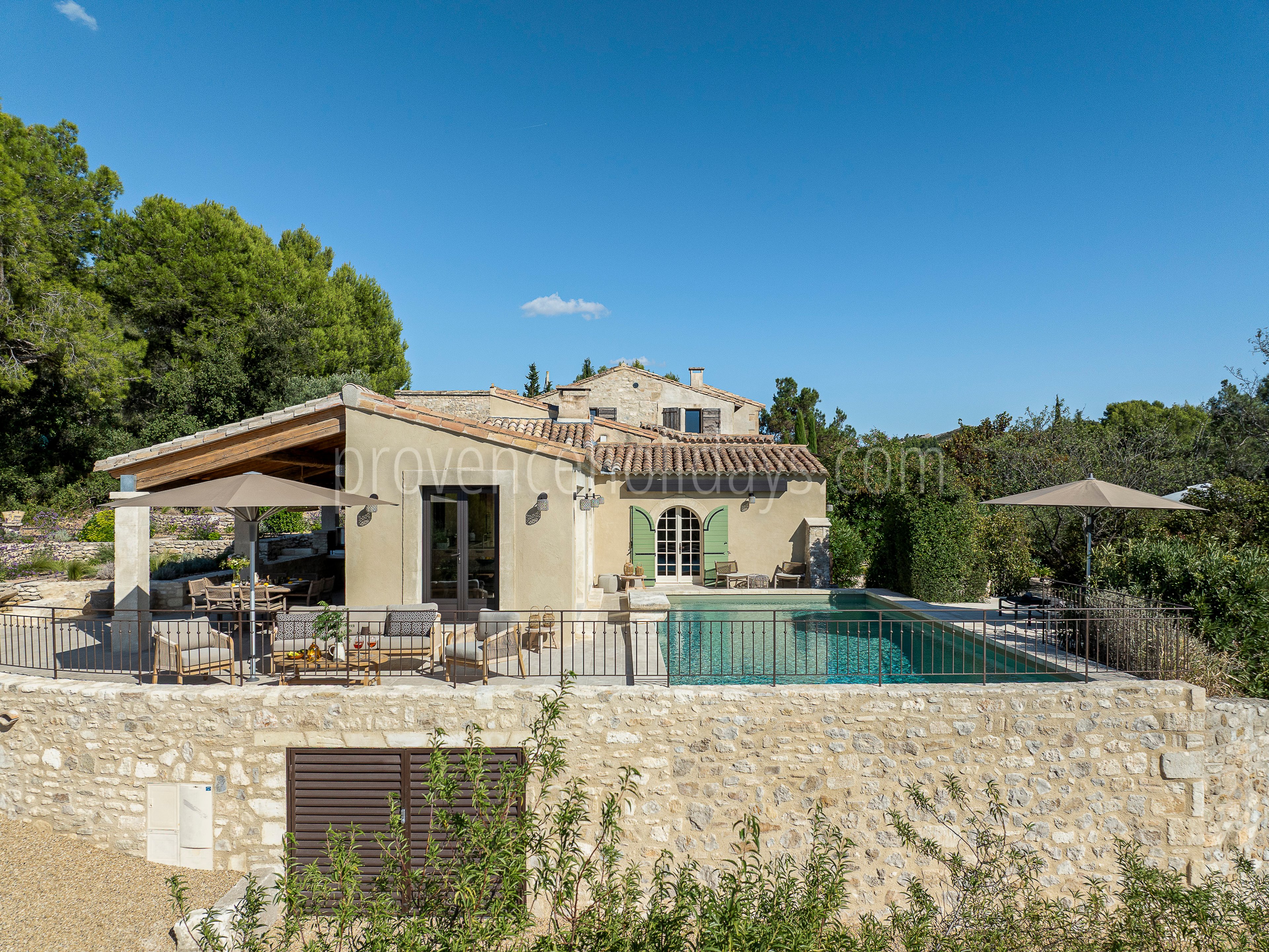 30 - Le Mas de la Terre Rouge: Villa: Exterior