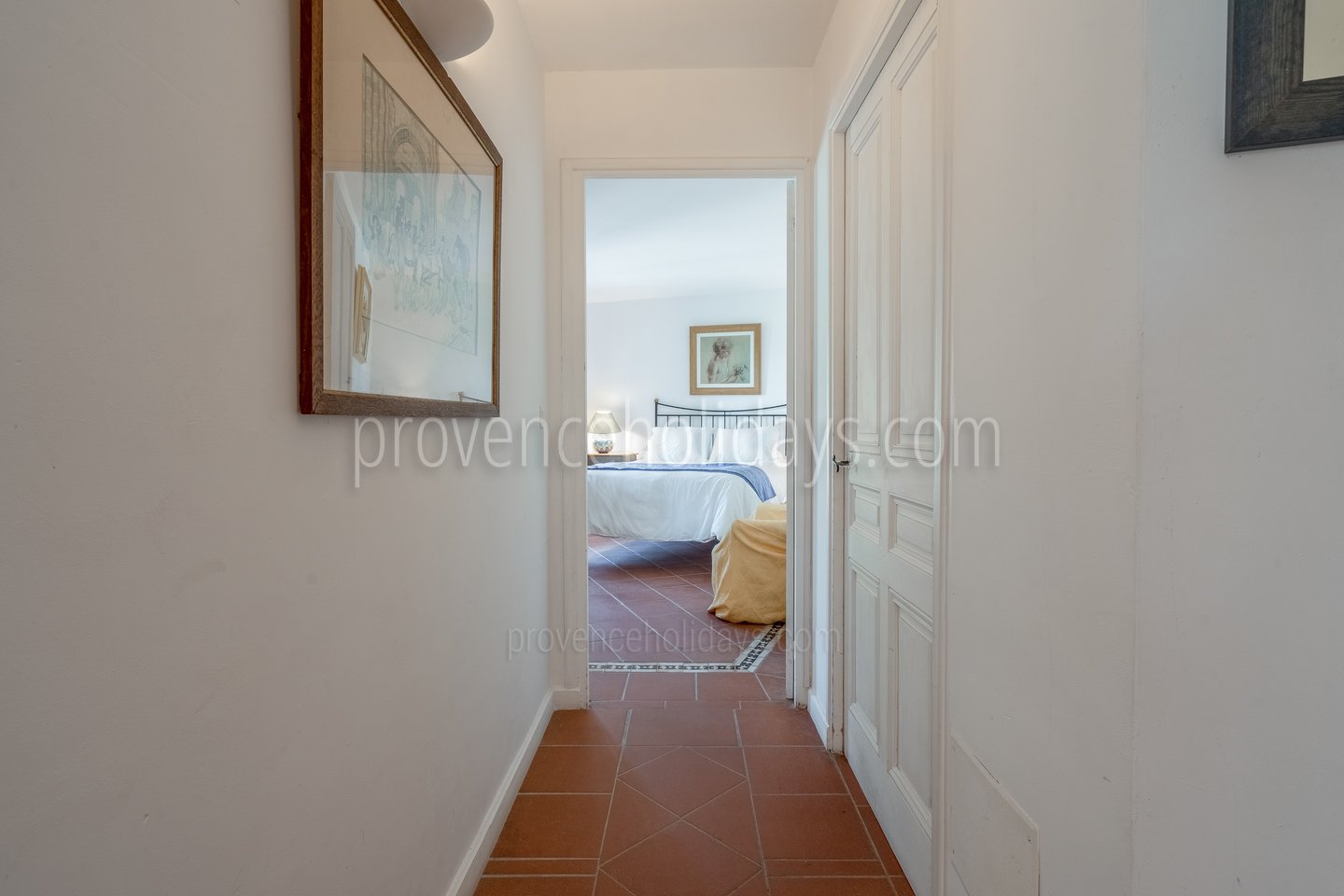 21 - Villa Goult: Villa: Interior