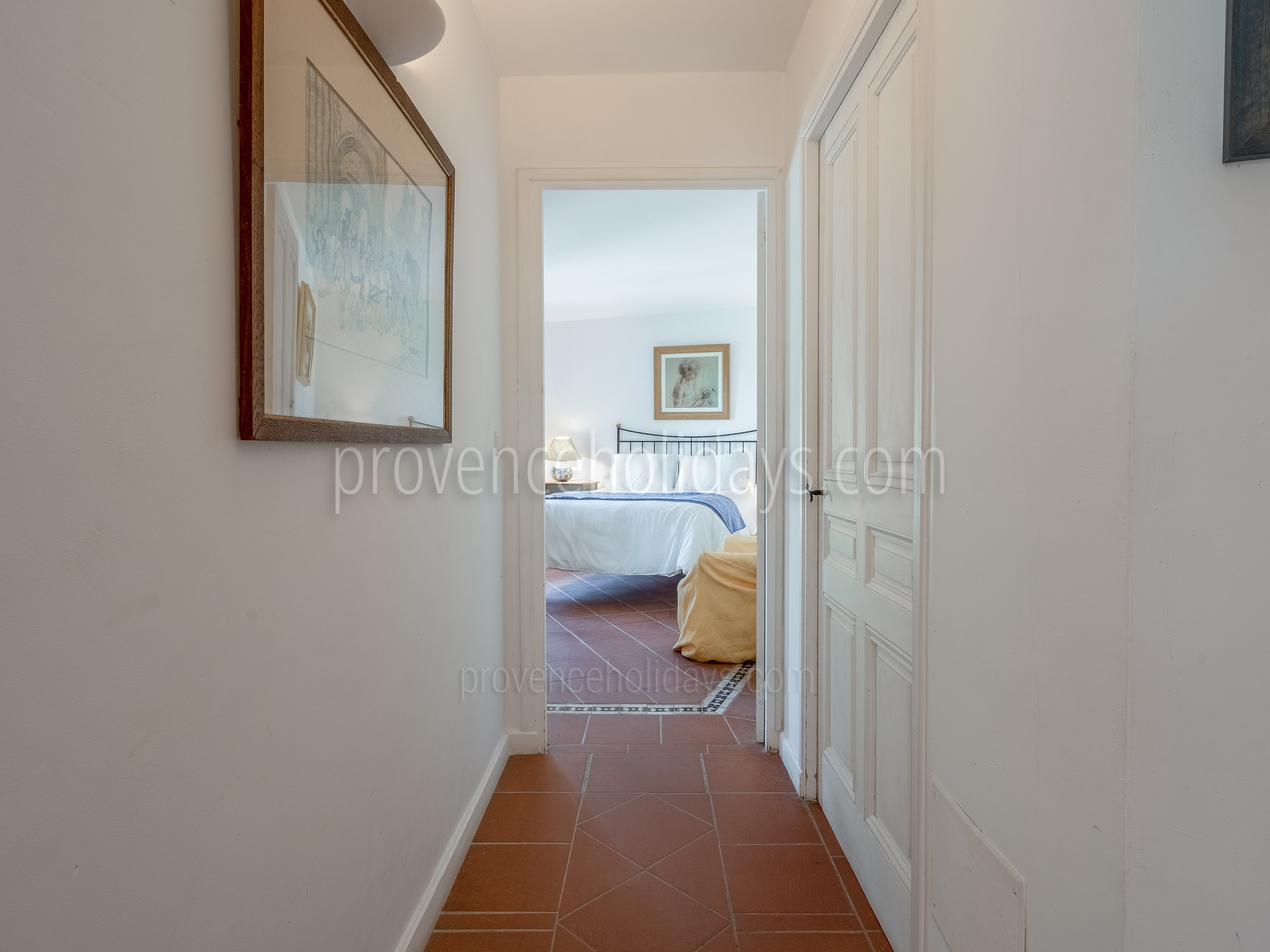 21 - Villa Goult: Villa: Interior