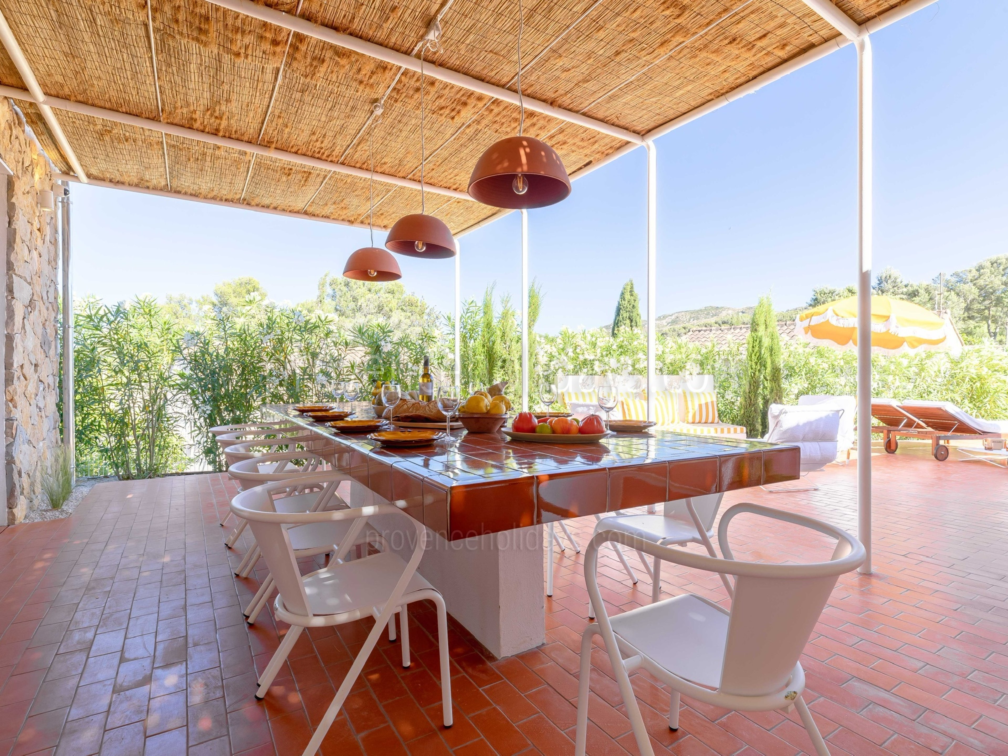 12 - Maison Bardot: Villa: Exterior