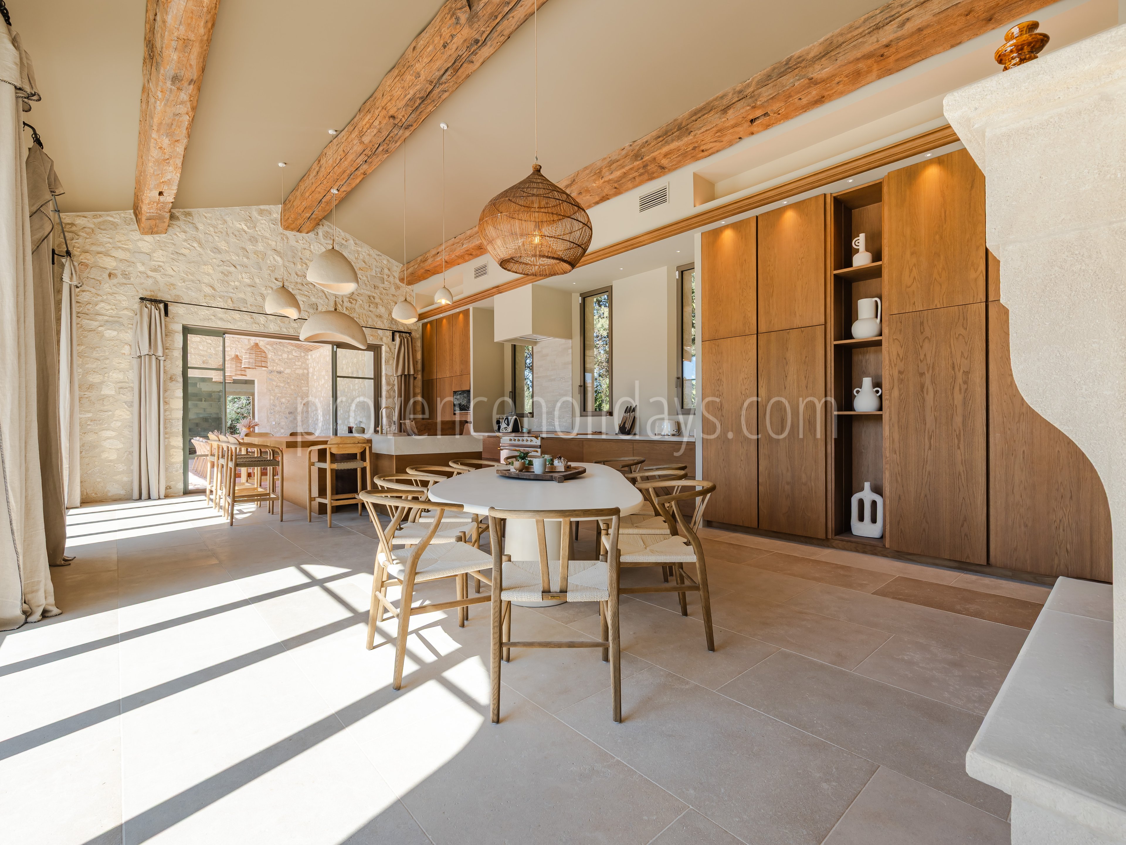 16 - Mas Althéa: Villa: Interior