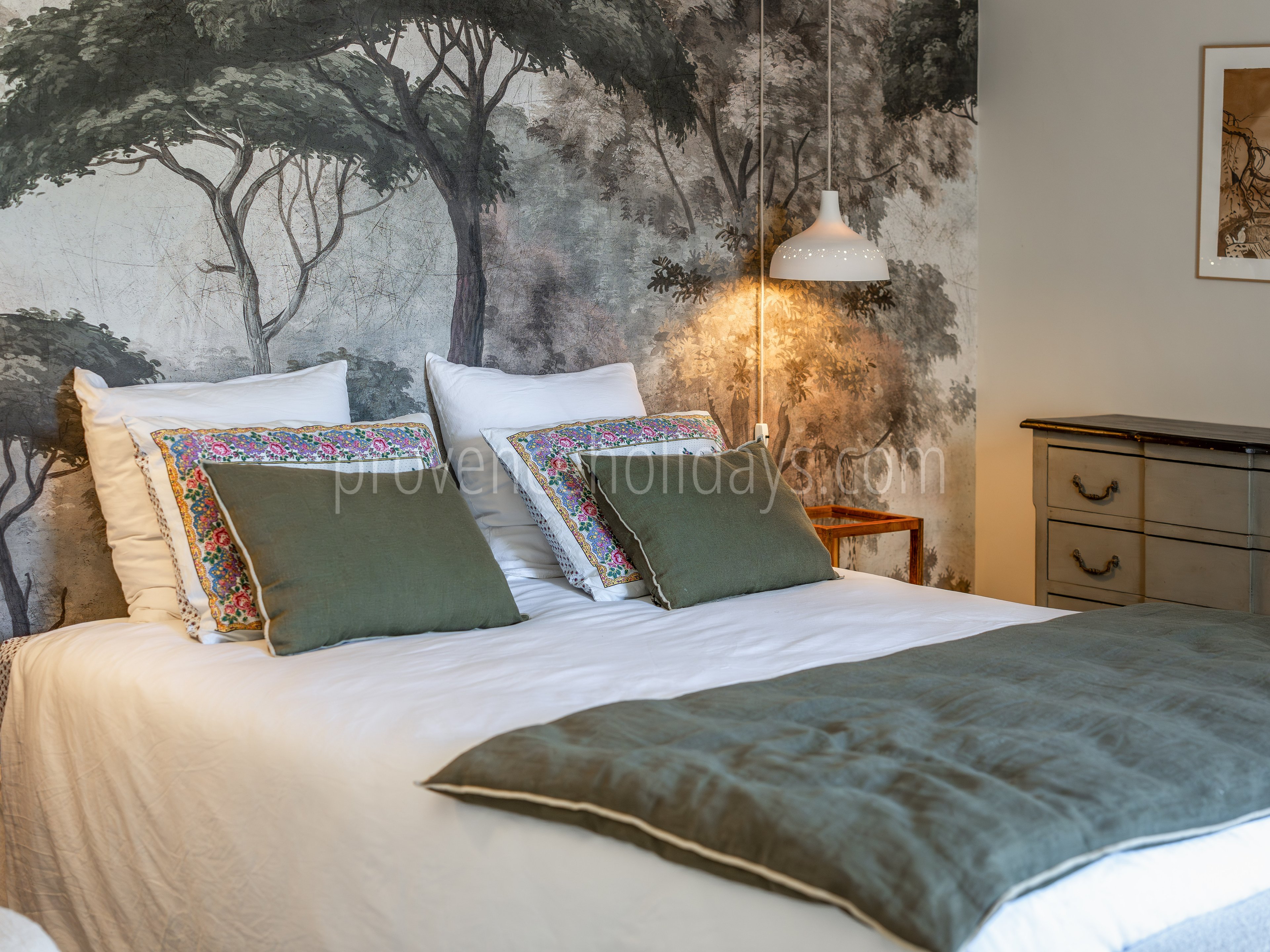 43 - Mas de la Burlande: Villa: Bedroom