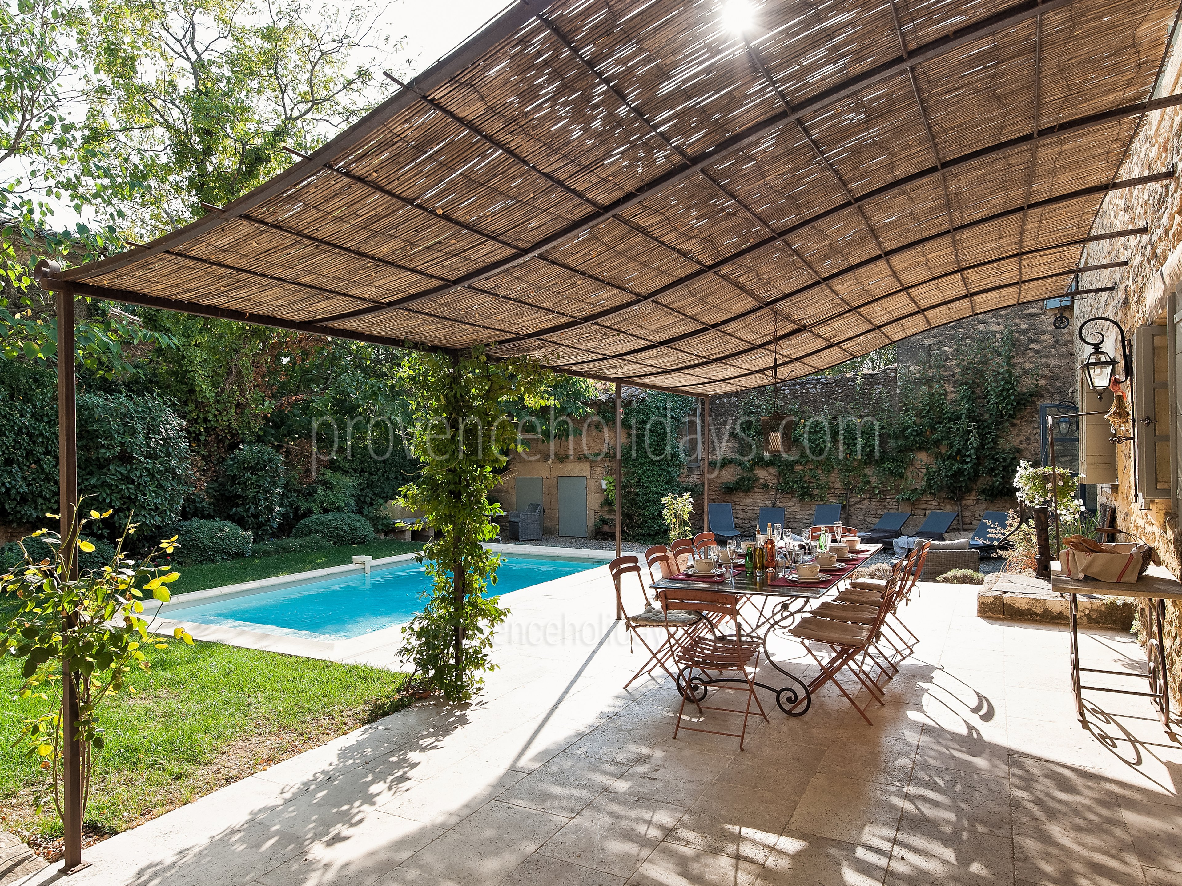 3 - Mas Pont-du-Gard: Villa: Pool