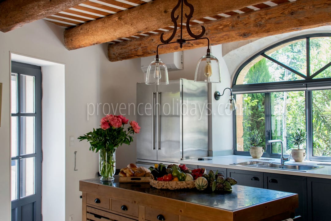 7 - Mas Mouriès: Villa: Interior
