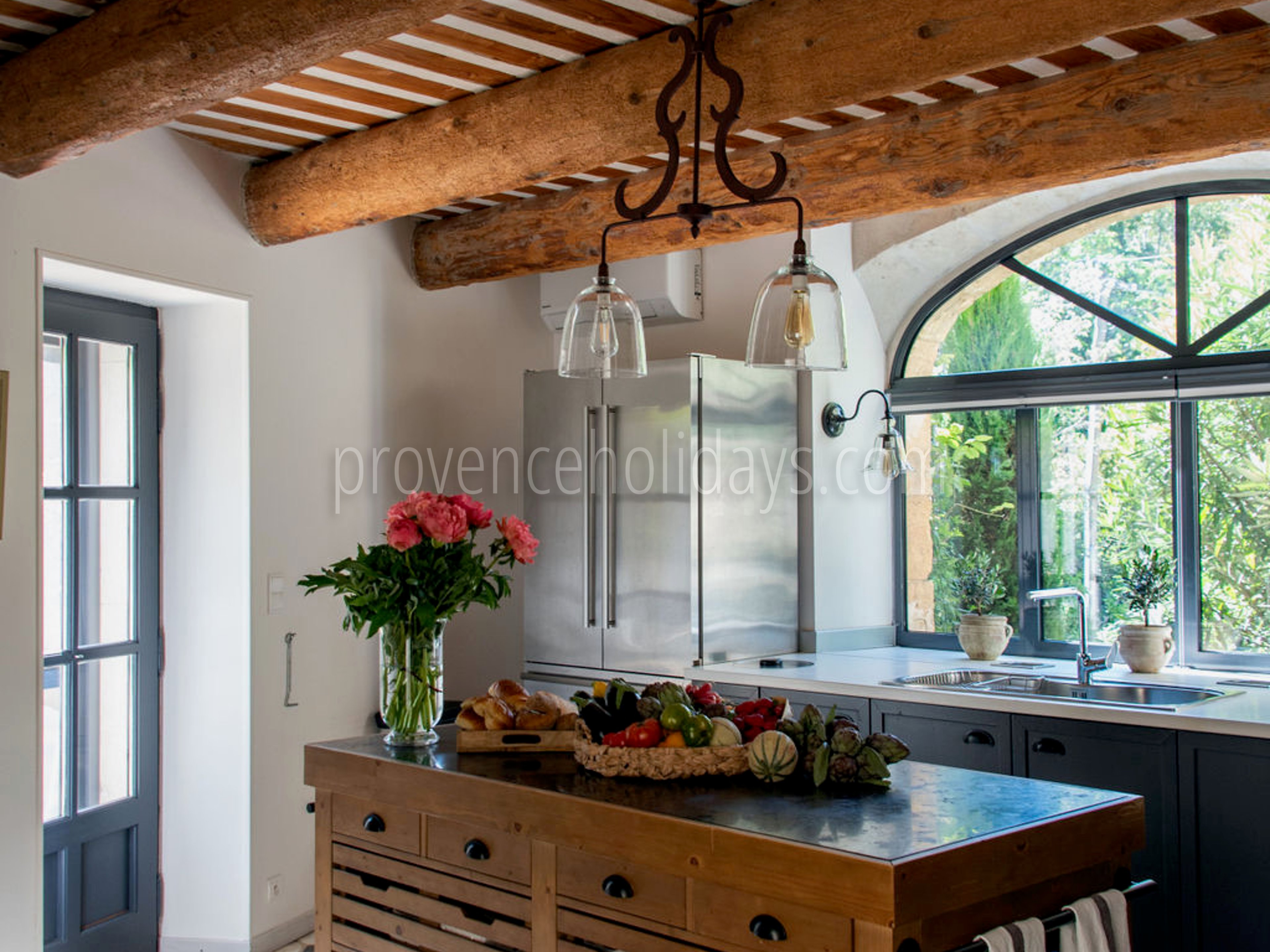 7 - Mas Mouriès: Villa: Interior