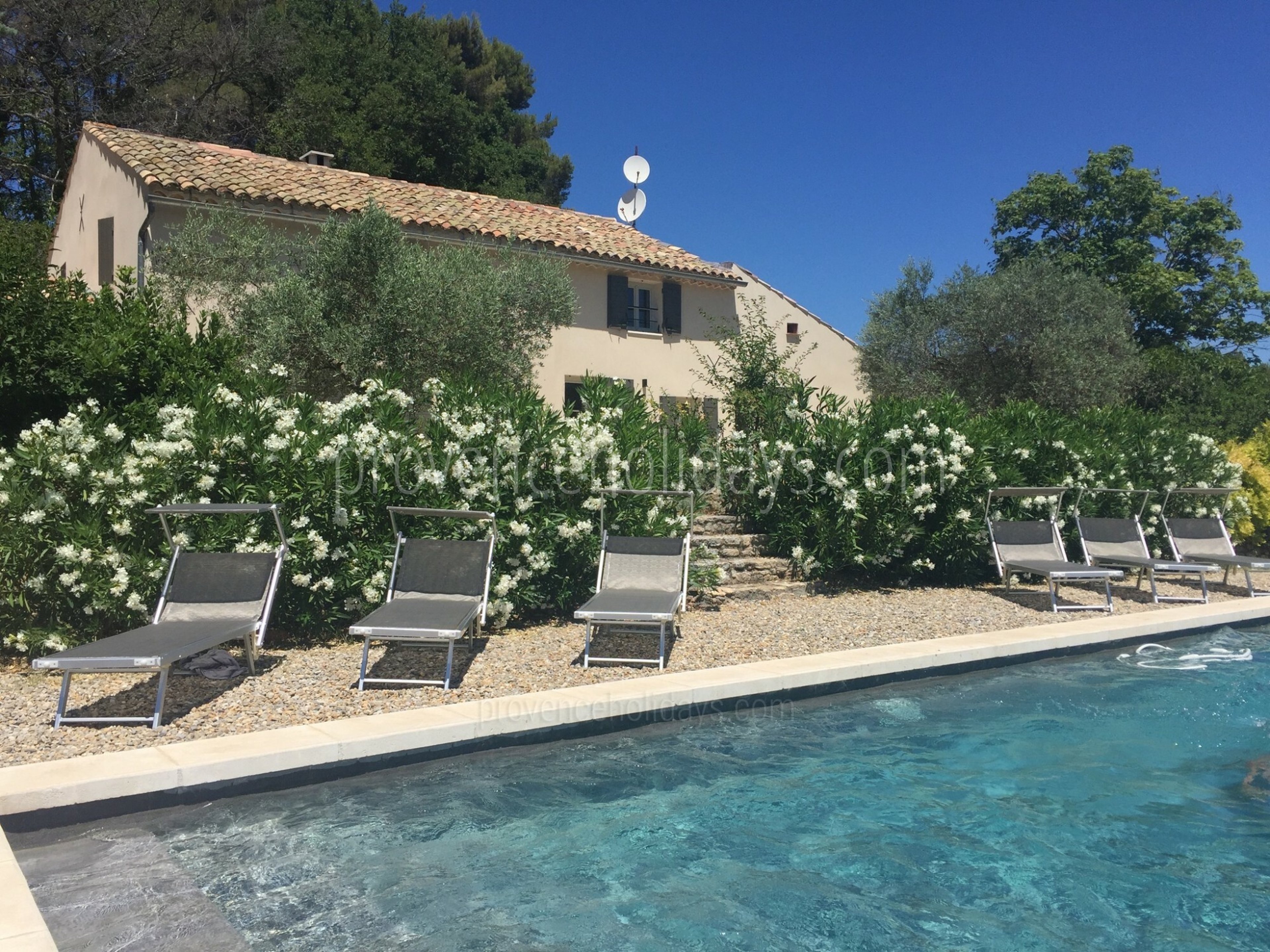 8 - Mas des Ocres: Villa: Pool