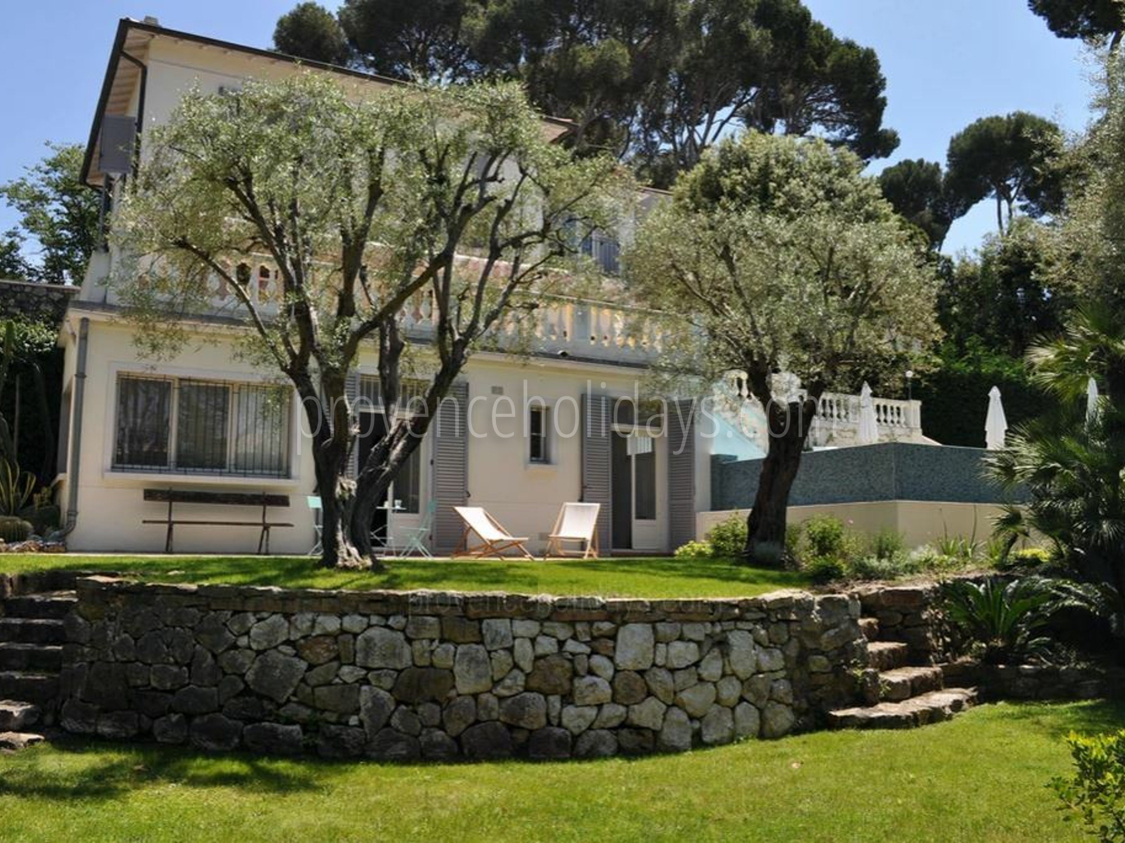 6 - Villa Cap d\'Antibes: Villa: Exterior