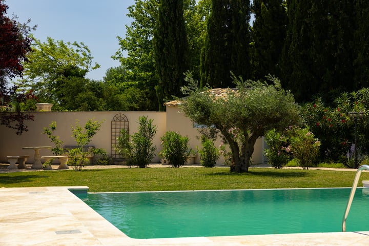 58 - La Bastide Lavande: Villa: Pool