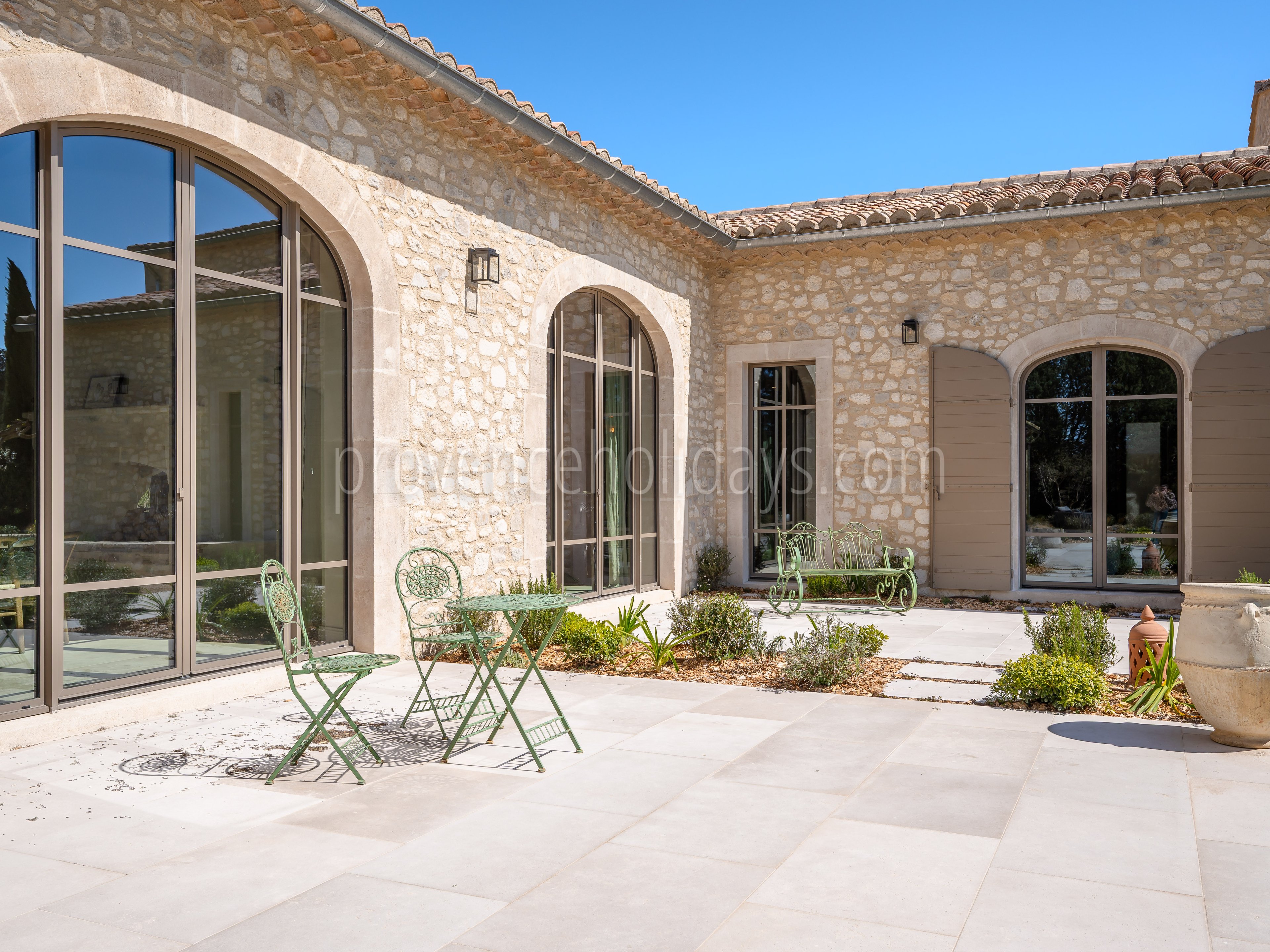 40 - Mas Althéa: Villa: Exterior