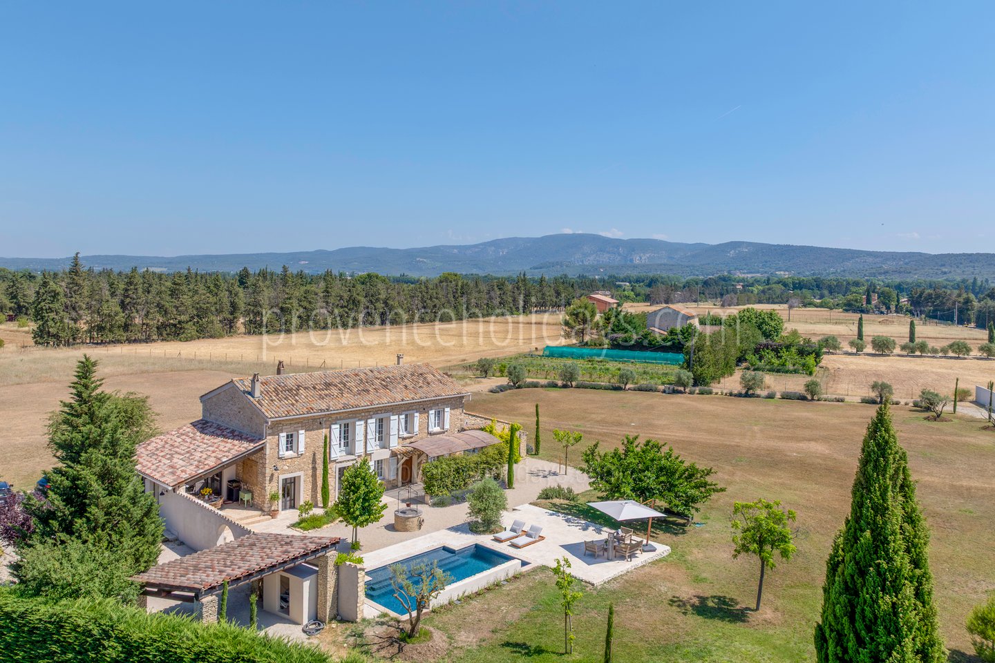 38 - Mas du Bois Clair: Villa: Exterior