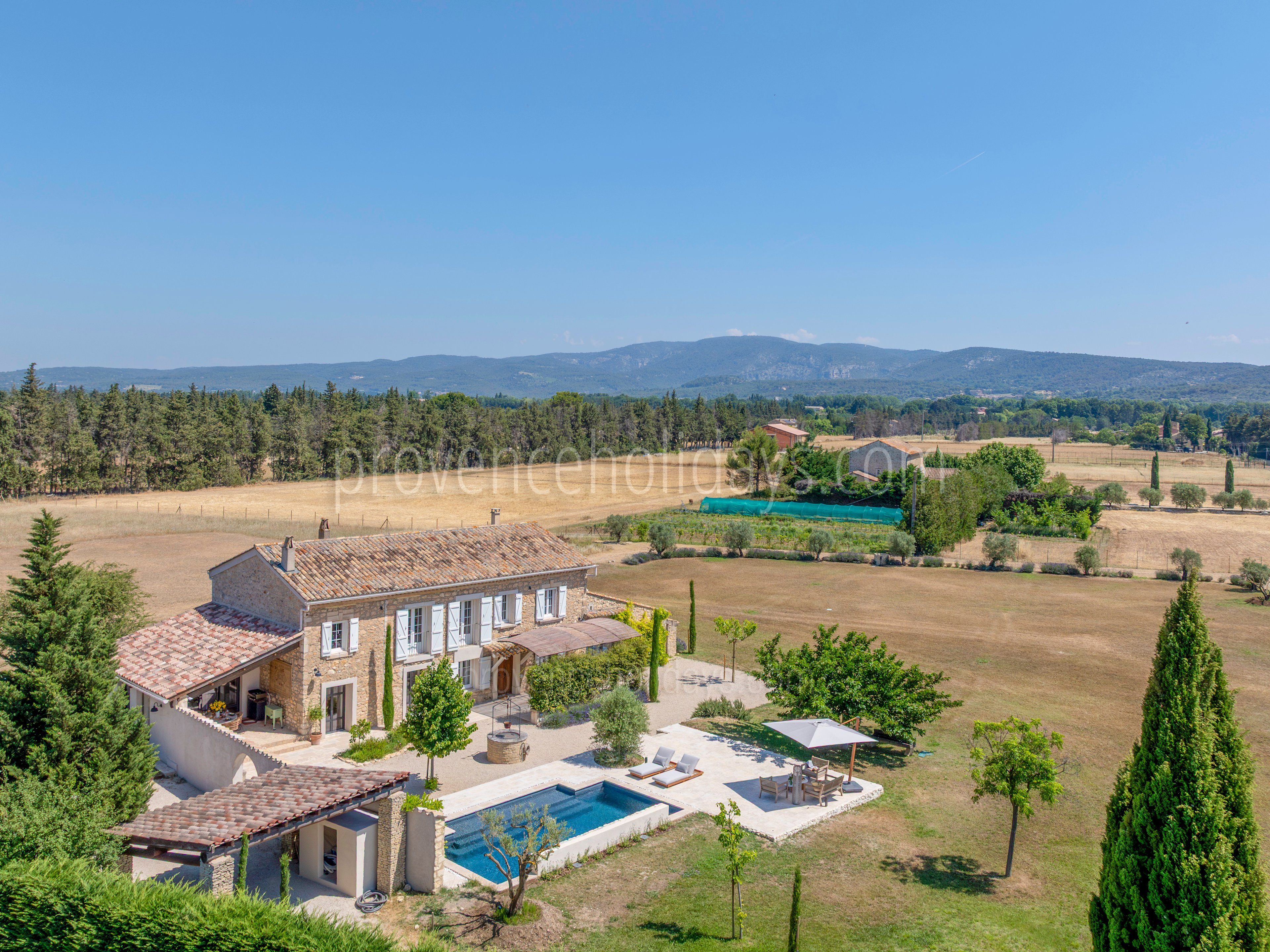 38 - Mas du Bois Clair: Villa: Exterior