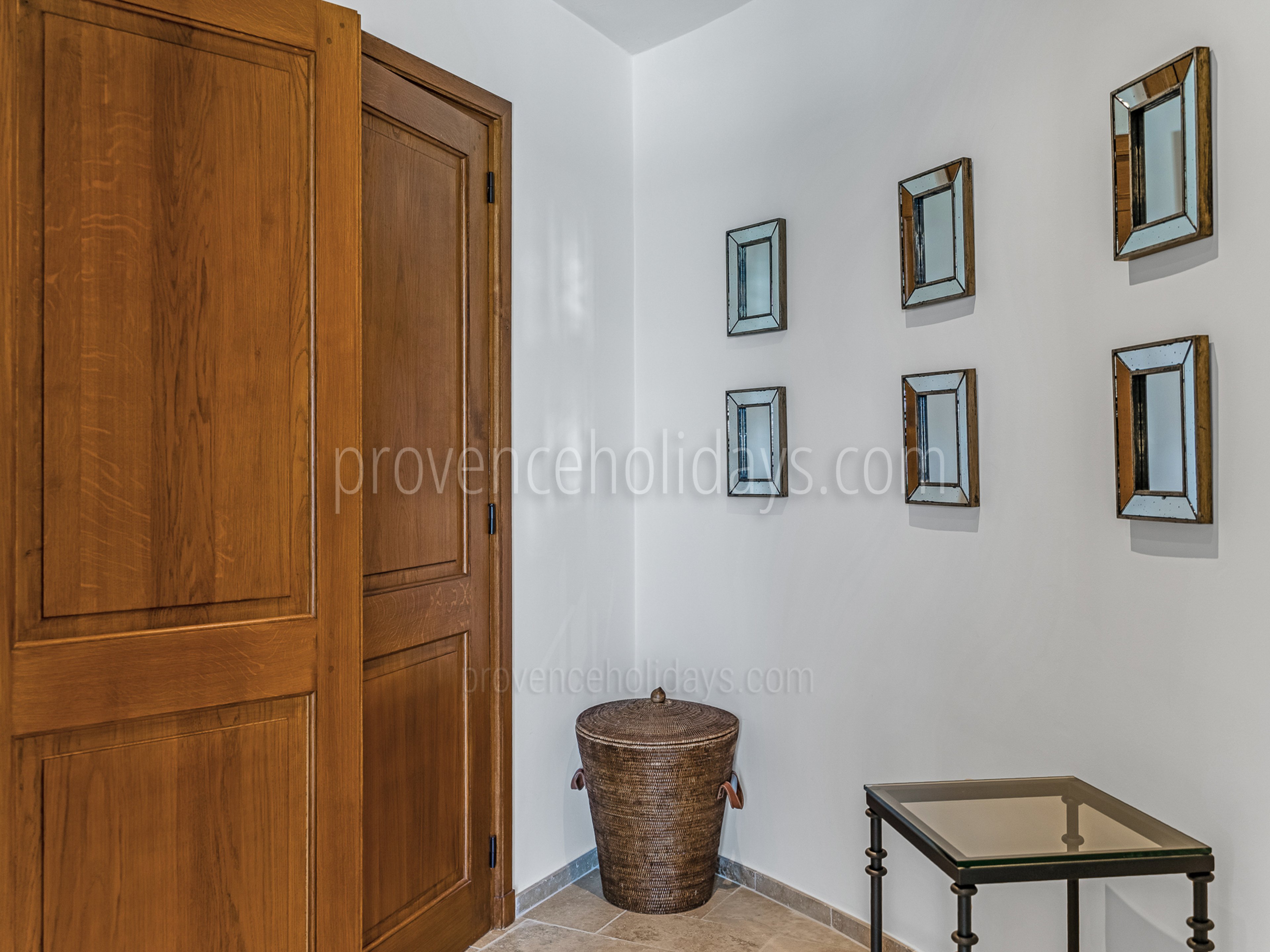 27 - Villa Euresis: Villa: Interior