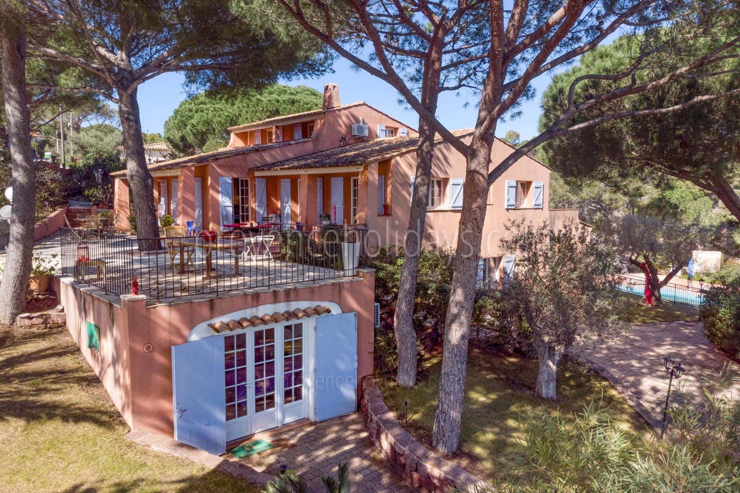 1 - Villa Nartelle: Villa: Exterior