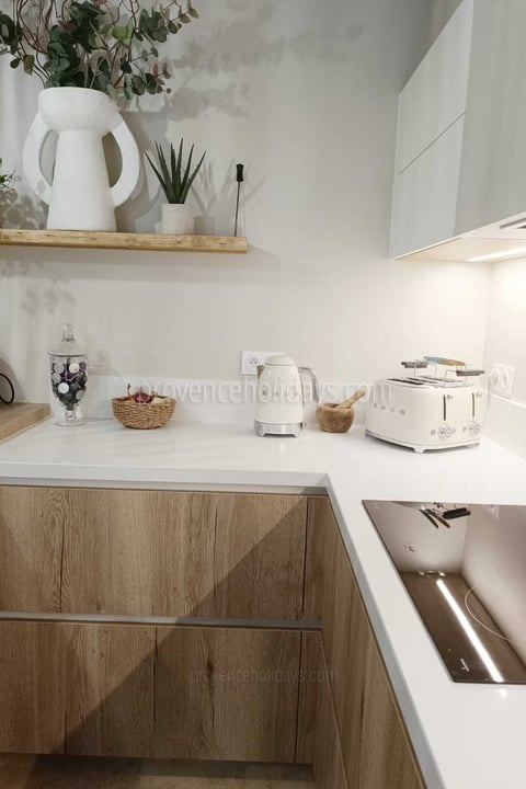 19 - Chez Fannie: Villa: Interior