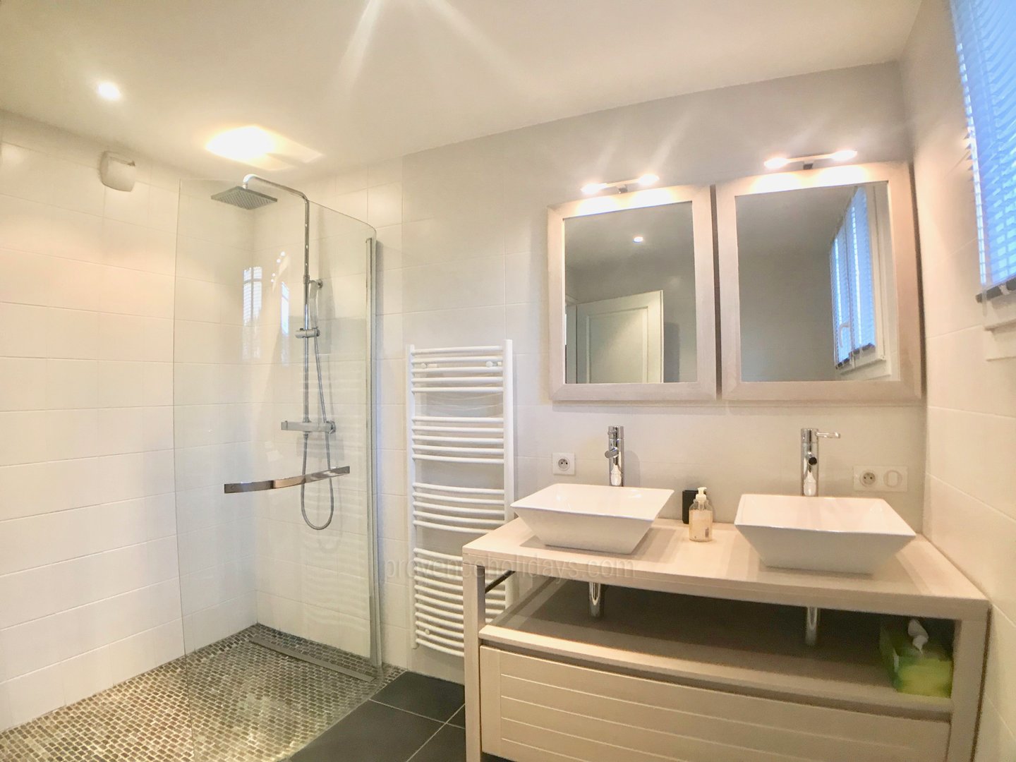 31 - Villa Azur: Villa: Bathroom