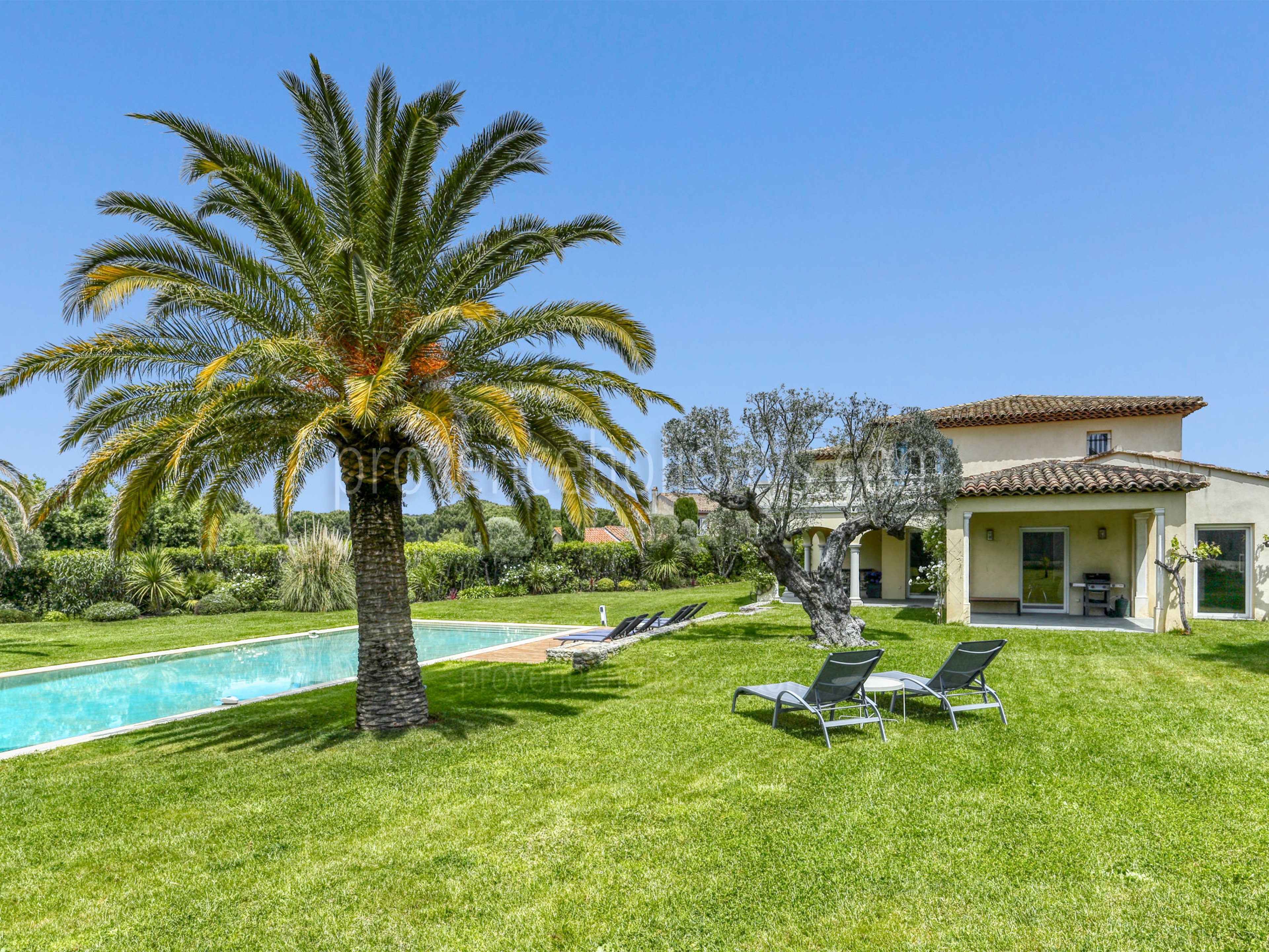 8 - Manoir Azuréen: Villa: Exterior
