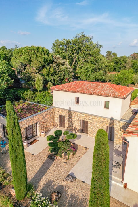 26 - Villa Olive: Villa: Exterior