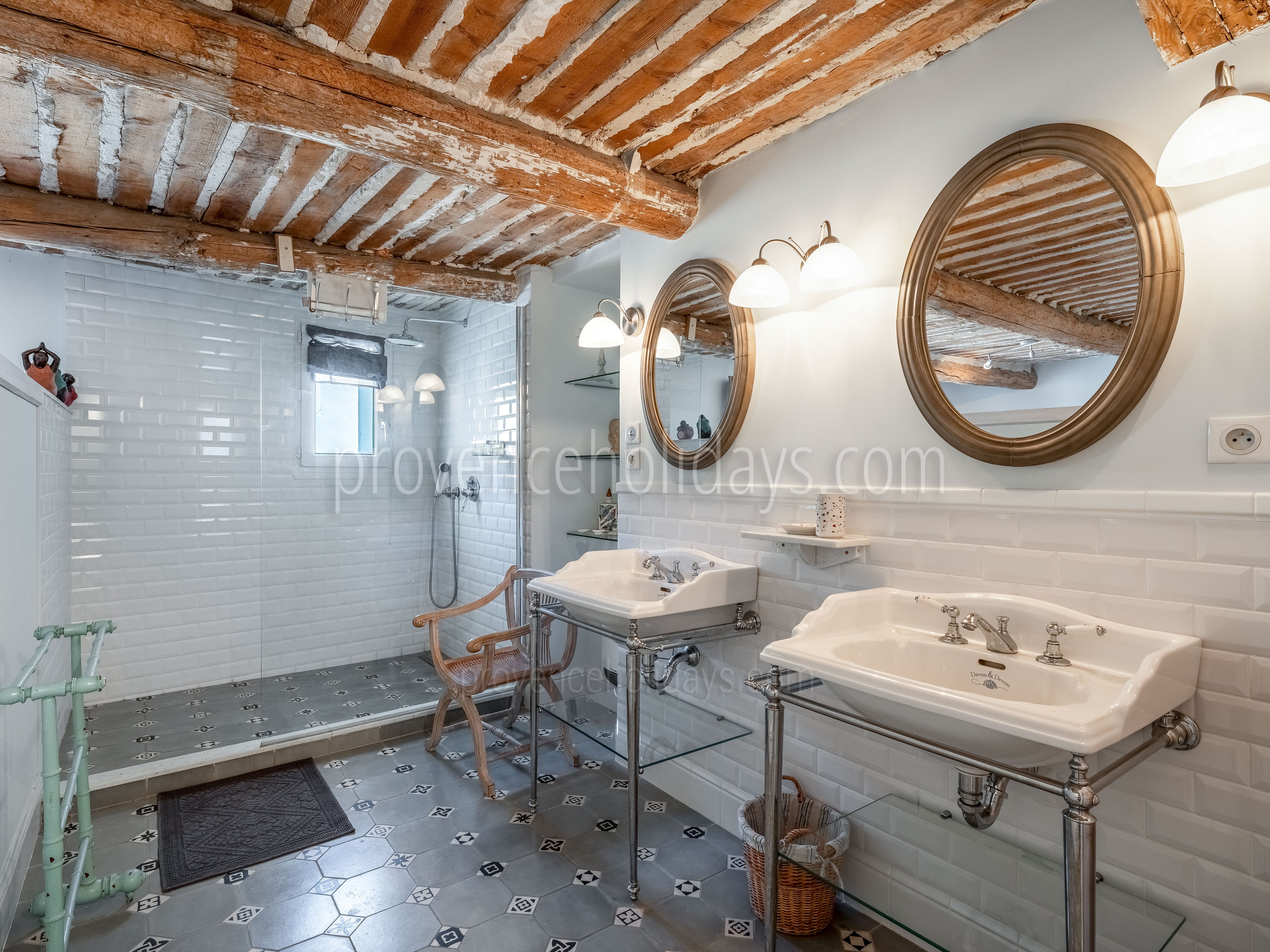 20 - Mas du Cours: Villa: Bathroom