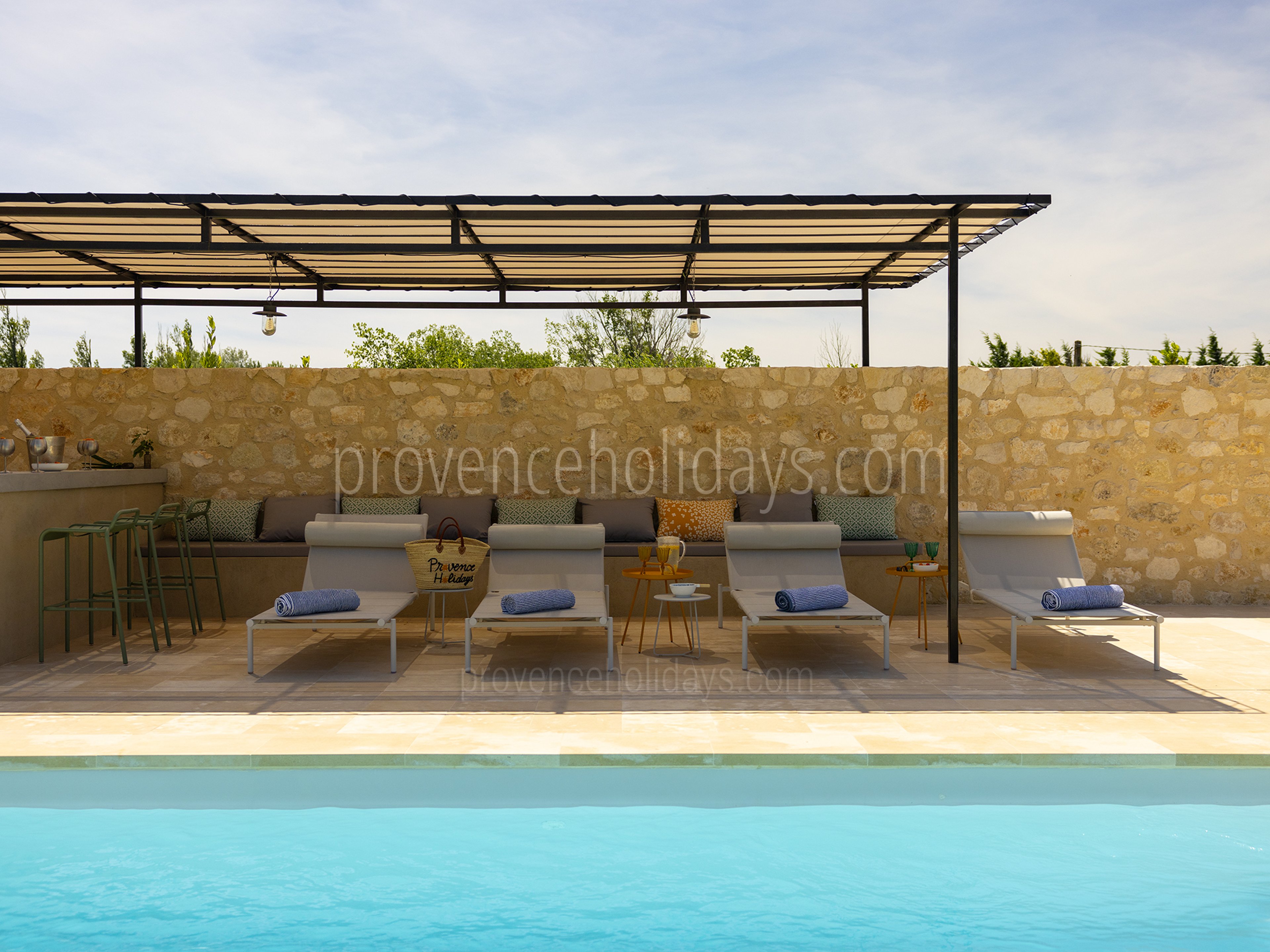 75 - Mas de la Lône: Villa: Pool
