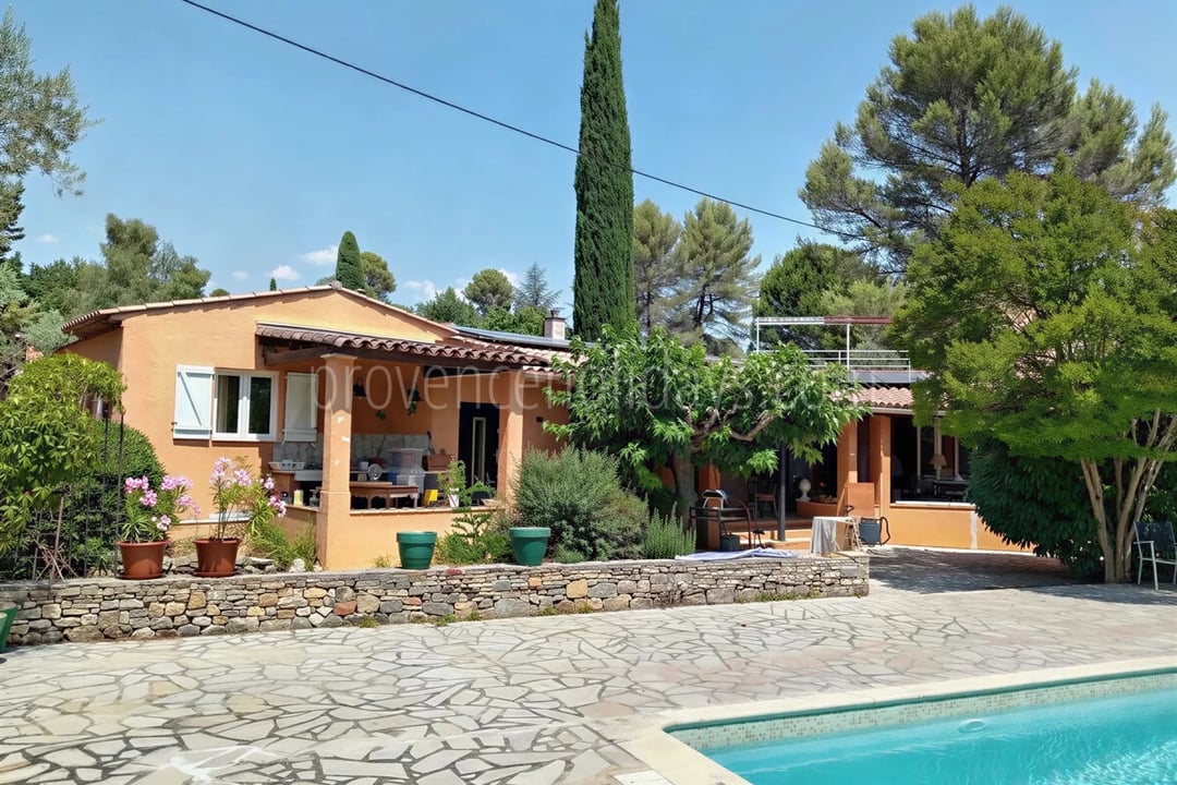 4 - Villa with pool in Draguignan: Villa: Pool
