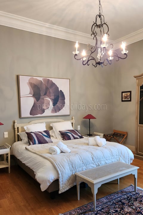 39 - Bastide Lacoste: Villa: Interior