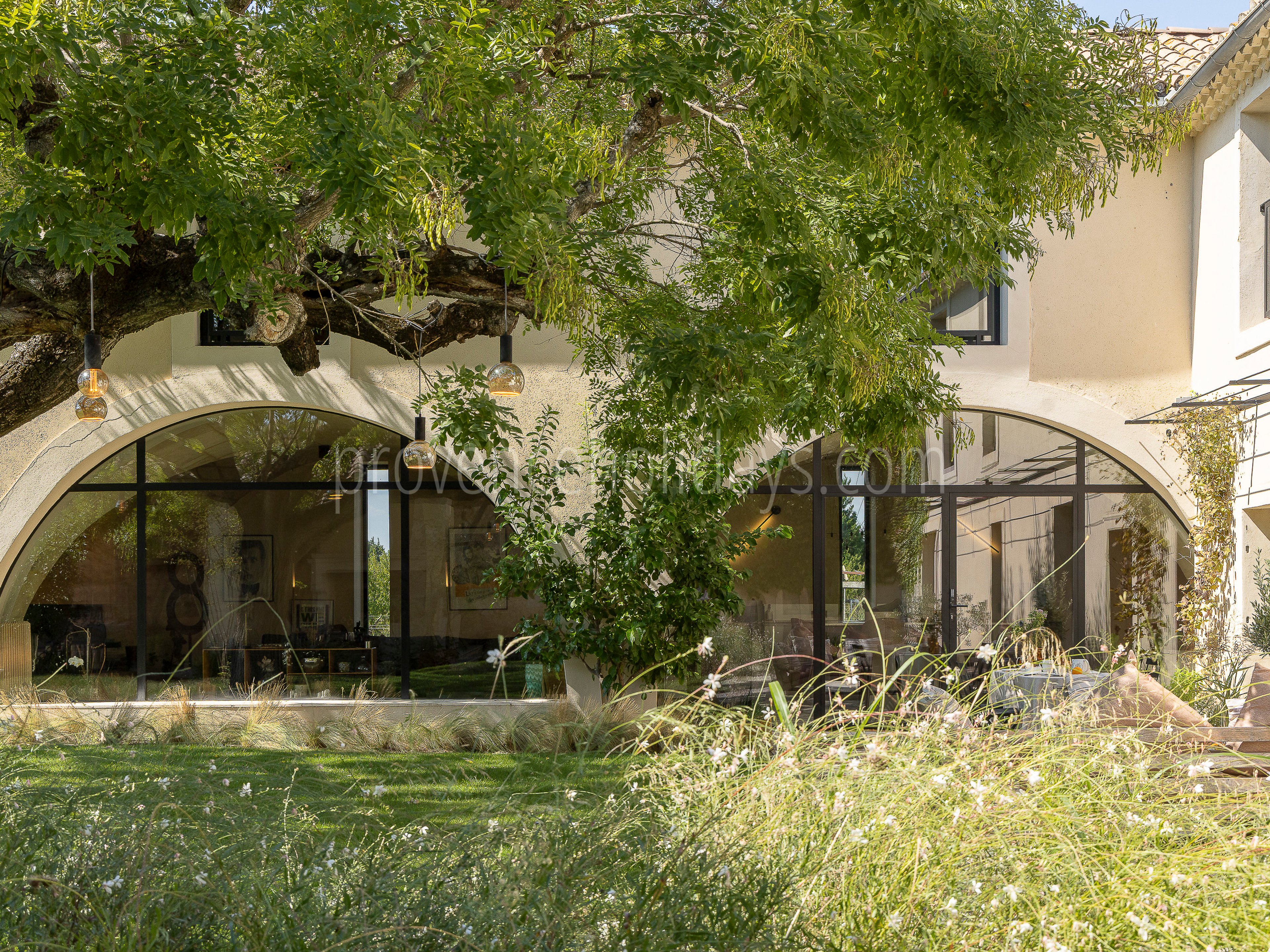 0 - Villa Saint Christol: Villa: Exterior