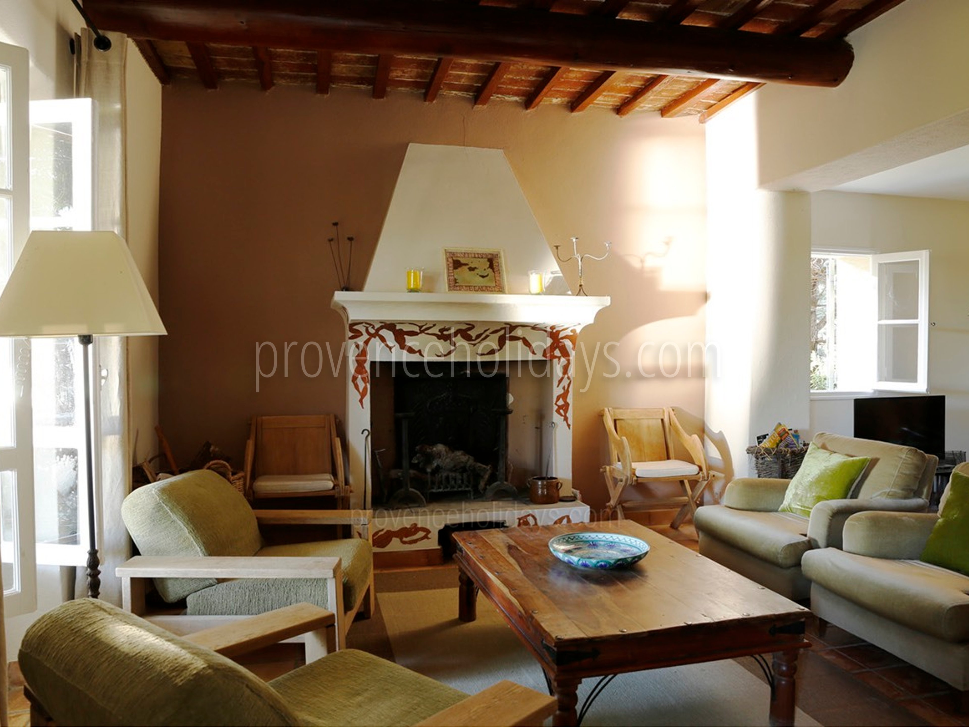 19 - Mas de Charla: Villa: Interior