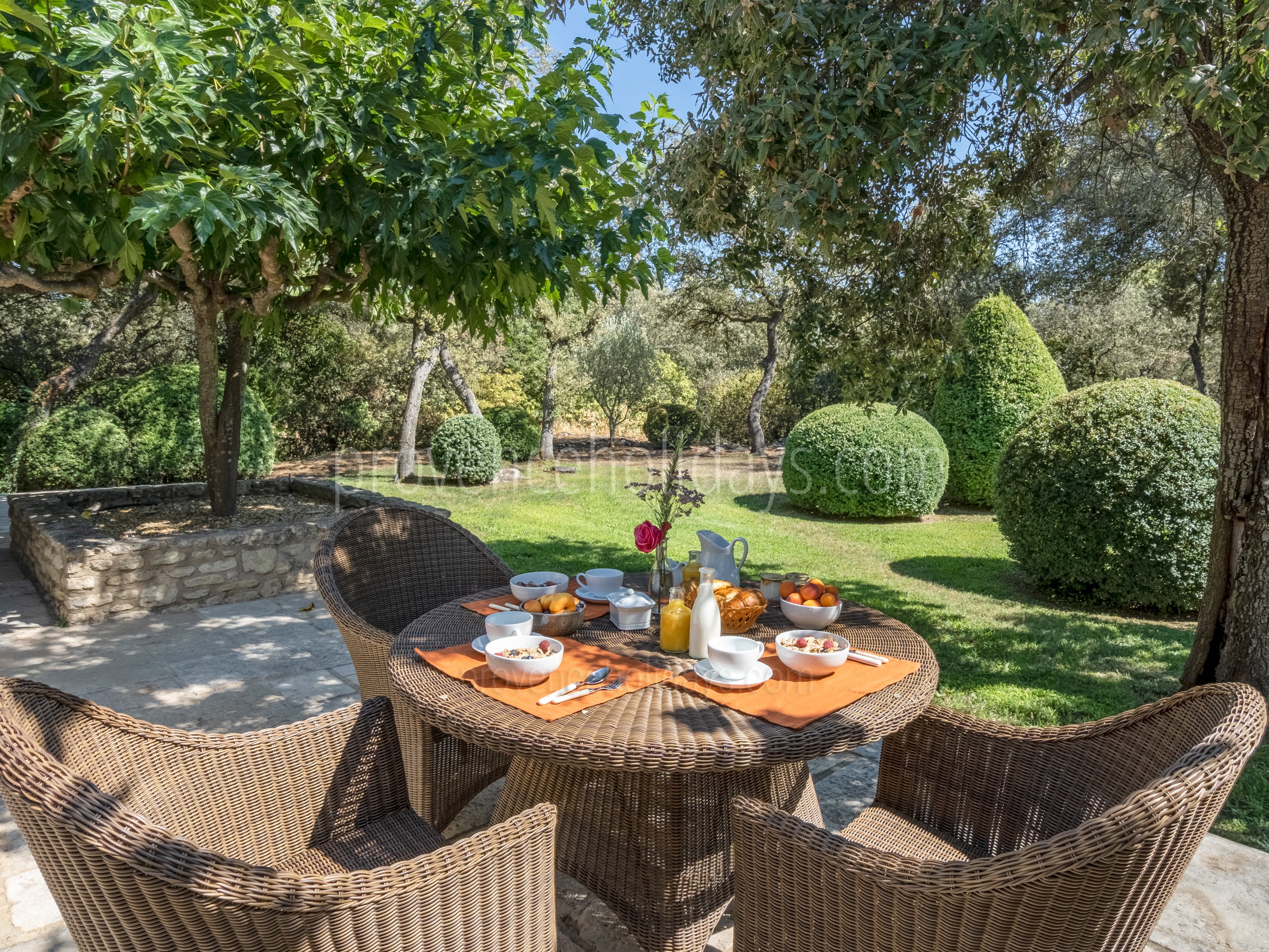 15 - Mas en Campagne: Villa: Exterior