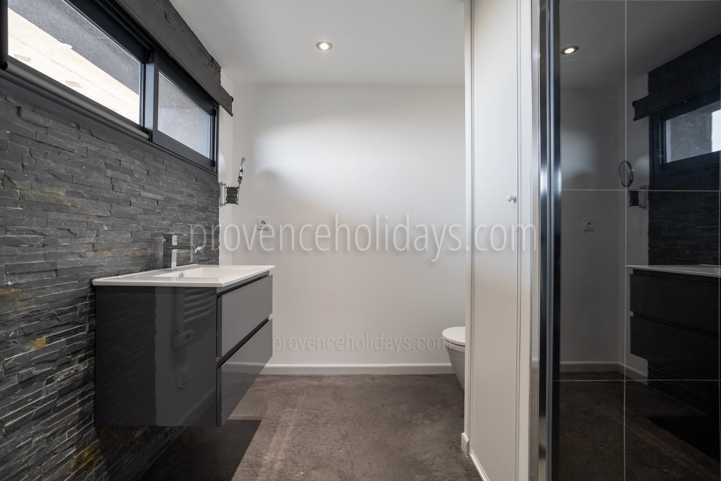 21 - Maison Valley: Villa: Bathroom