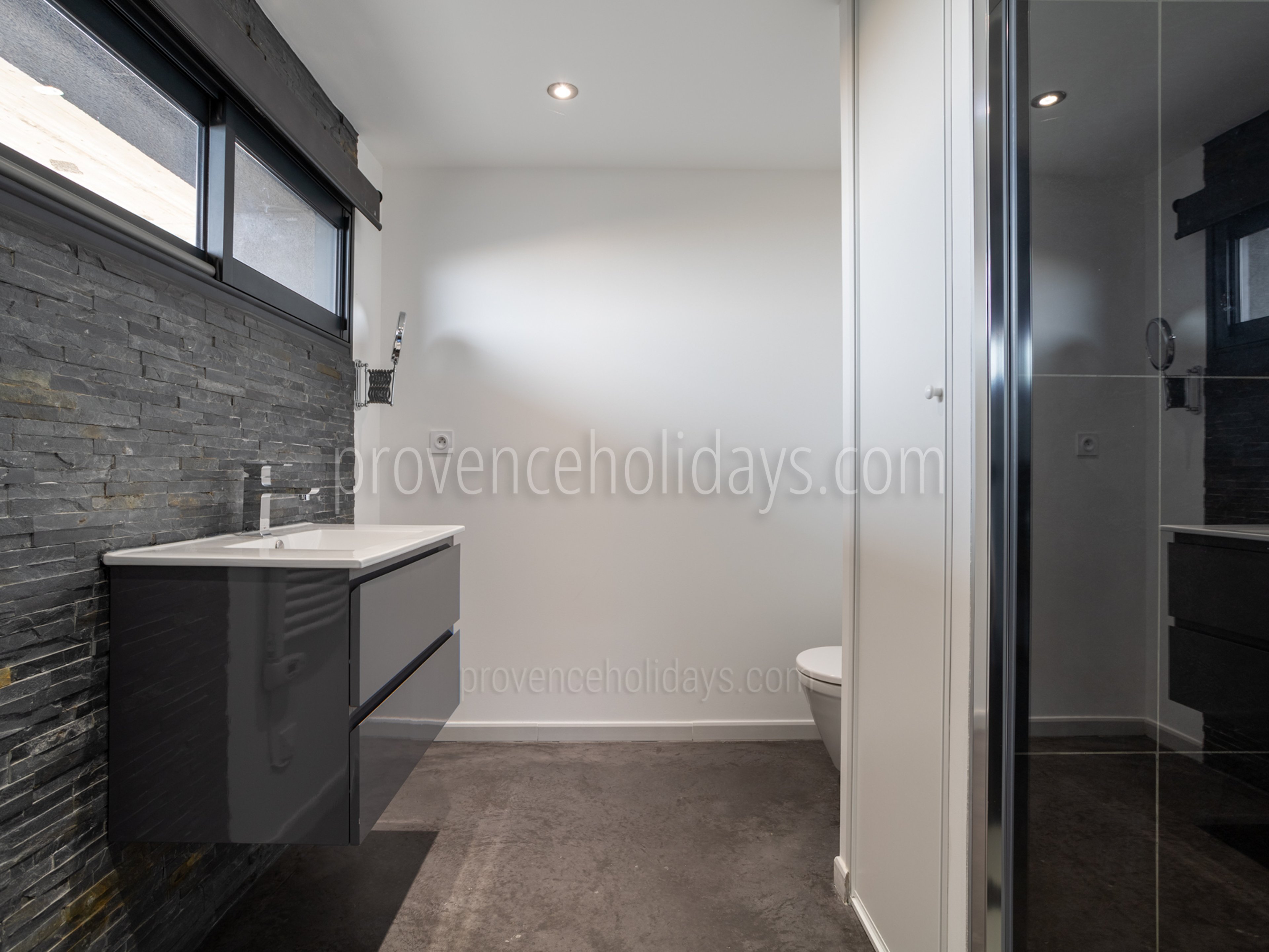 21 - Maison Valley: Villa: Bathroom