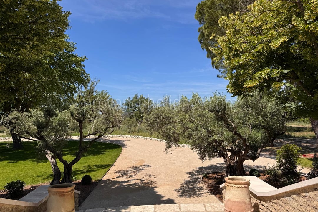 22 - Mas des Cistes: Villa: Exterior
