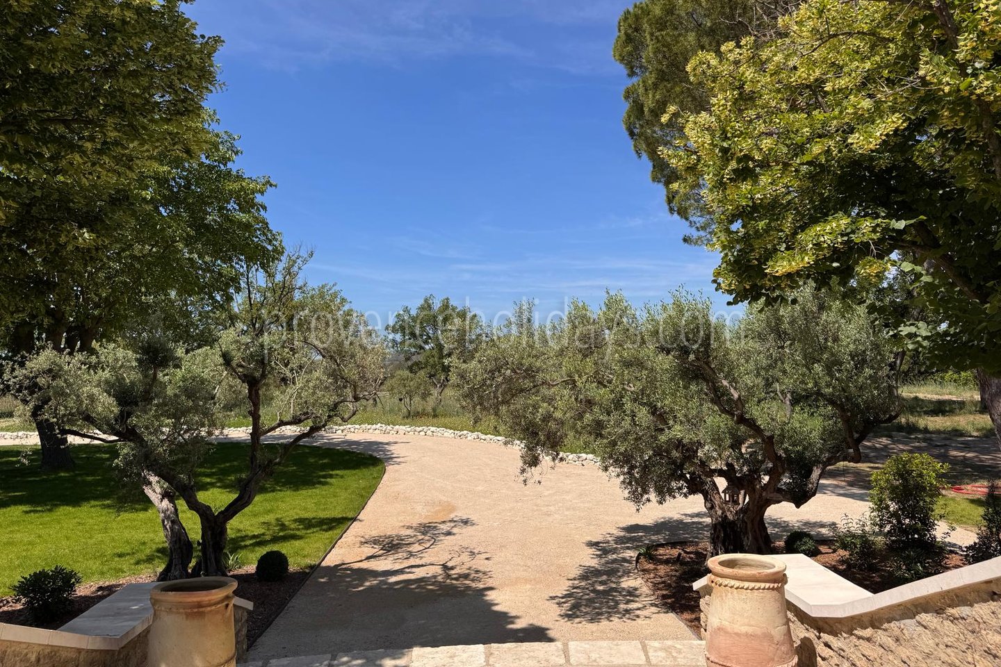 22 - Mas des Cistes: Villa: Exterior