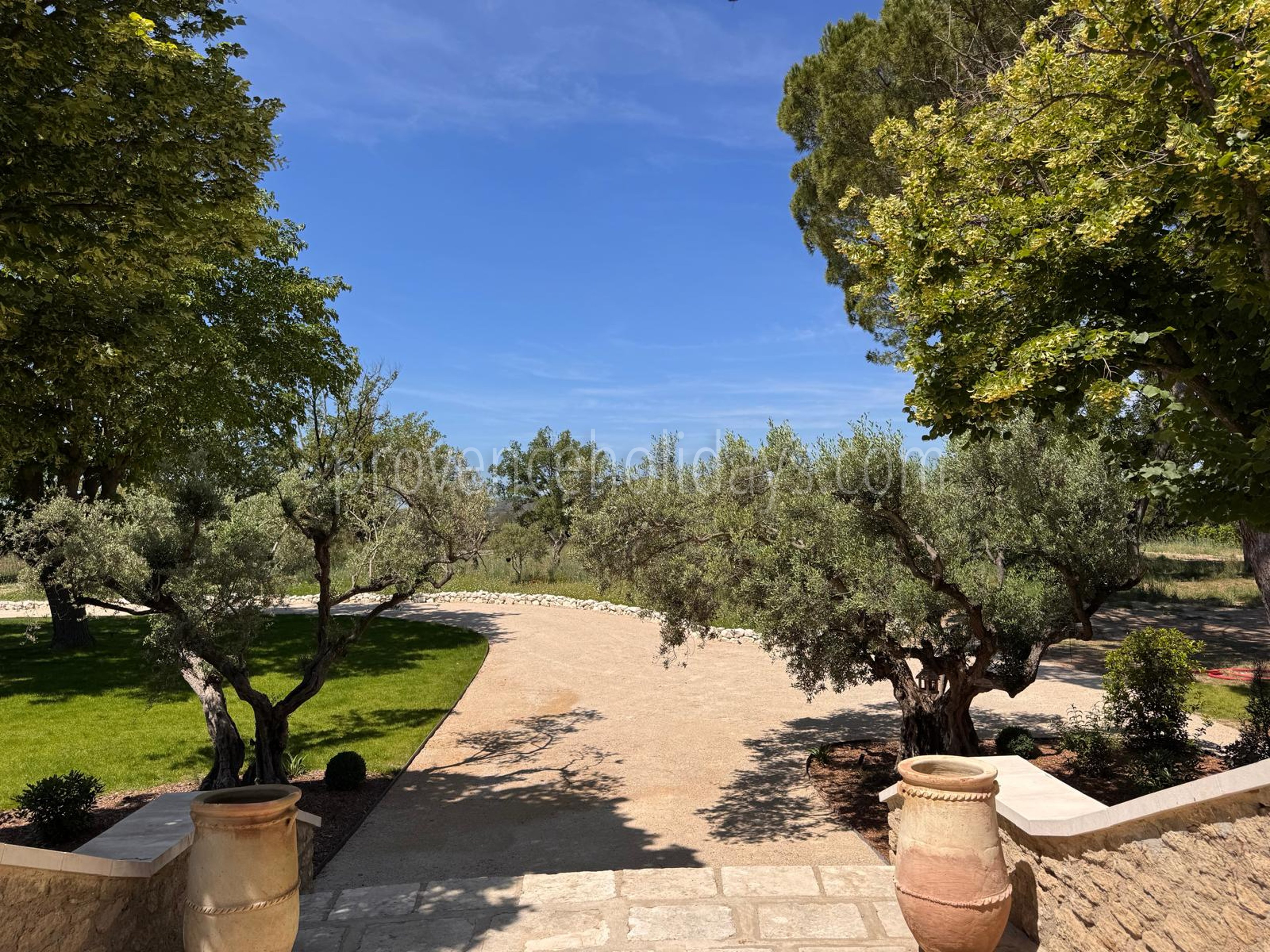 22 - Mas des Cistes: Villa: Exterior