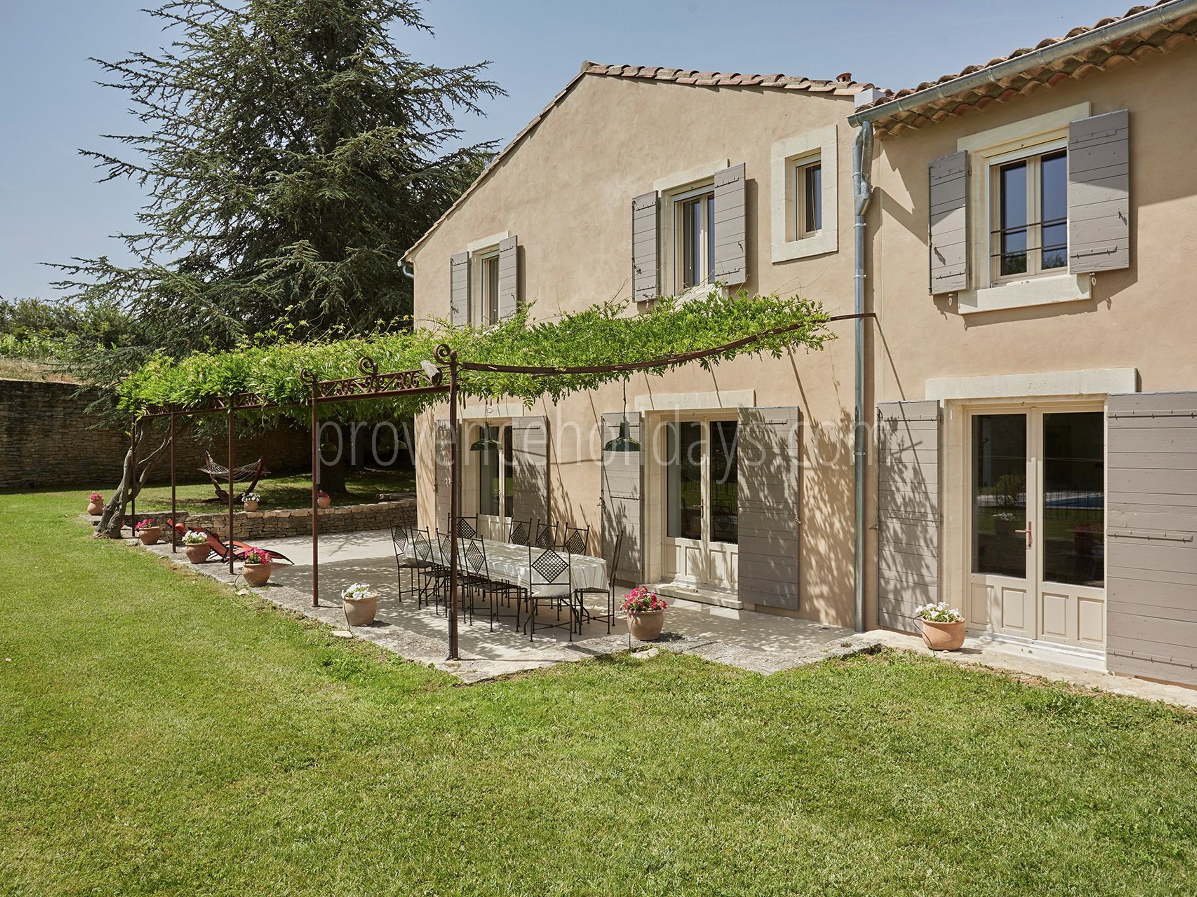 12 - L’Orée des Lavandes: Villa: Exterior