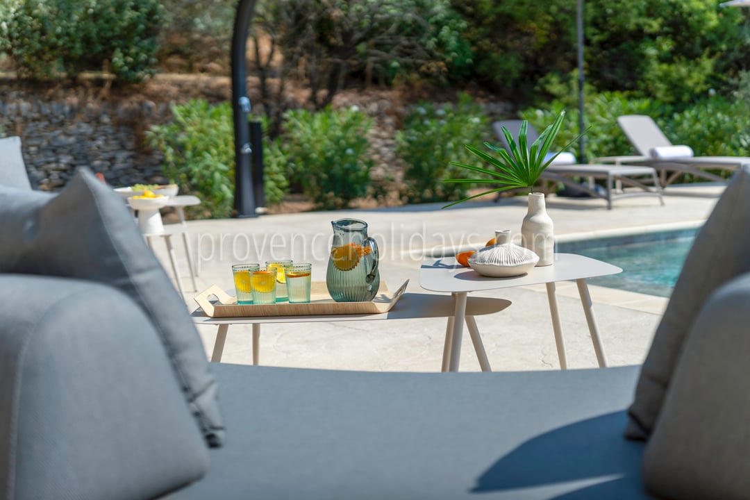 Propriété de luxe en Provence, vue panoramique, cinq chambres en suite 7 - Villa Clair de Luberon: Villa: Pool