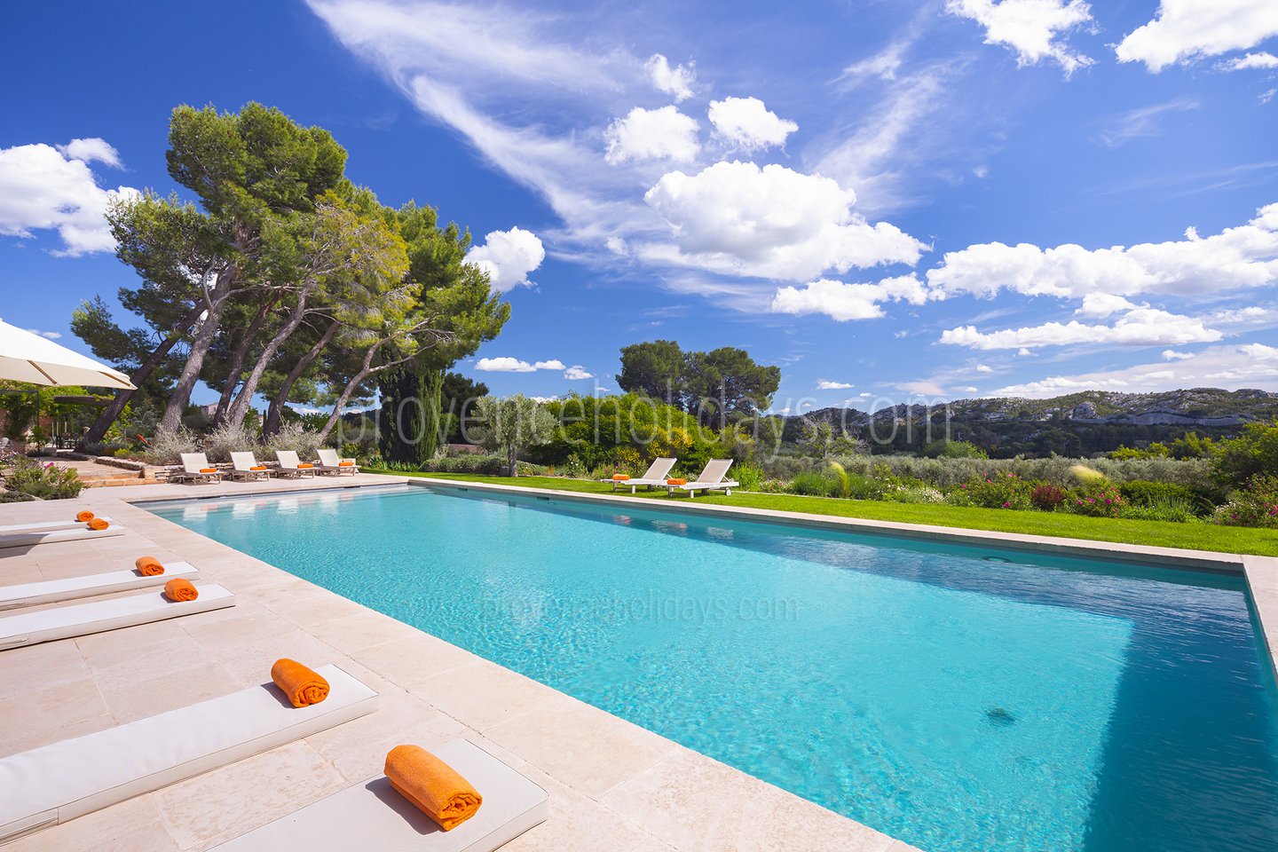 2 - Mas des Cyprès: Villa: Pool
