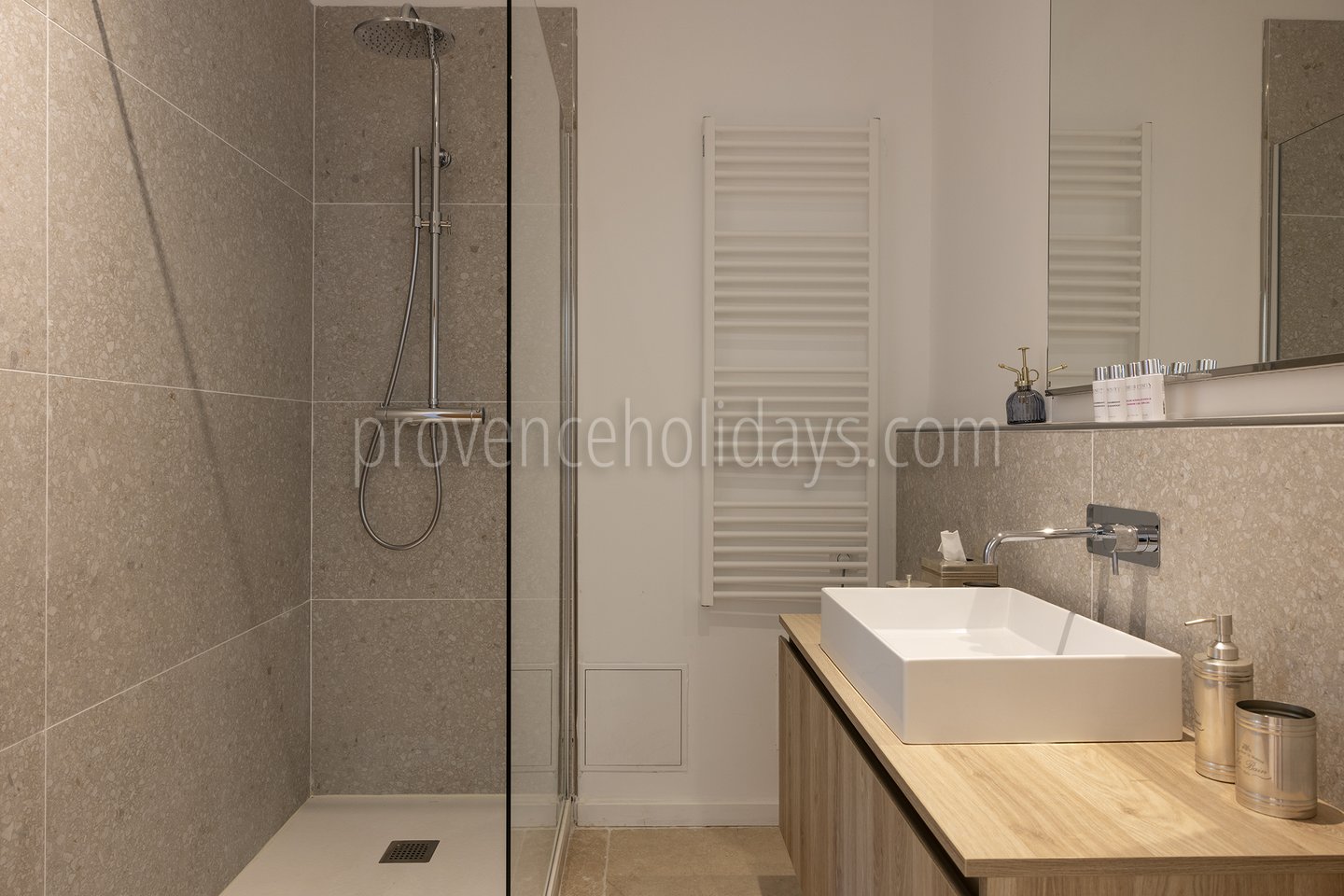 68 - Mas du Carlet: Villa: Bathroom