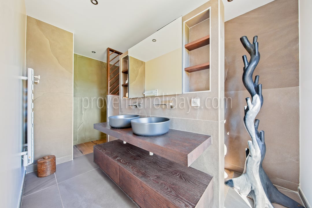 9 - Villa Neva: Villa: Bathroom