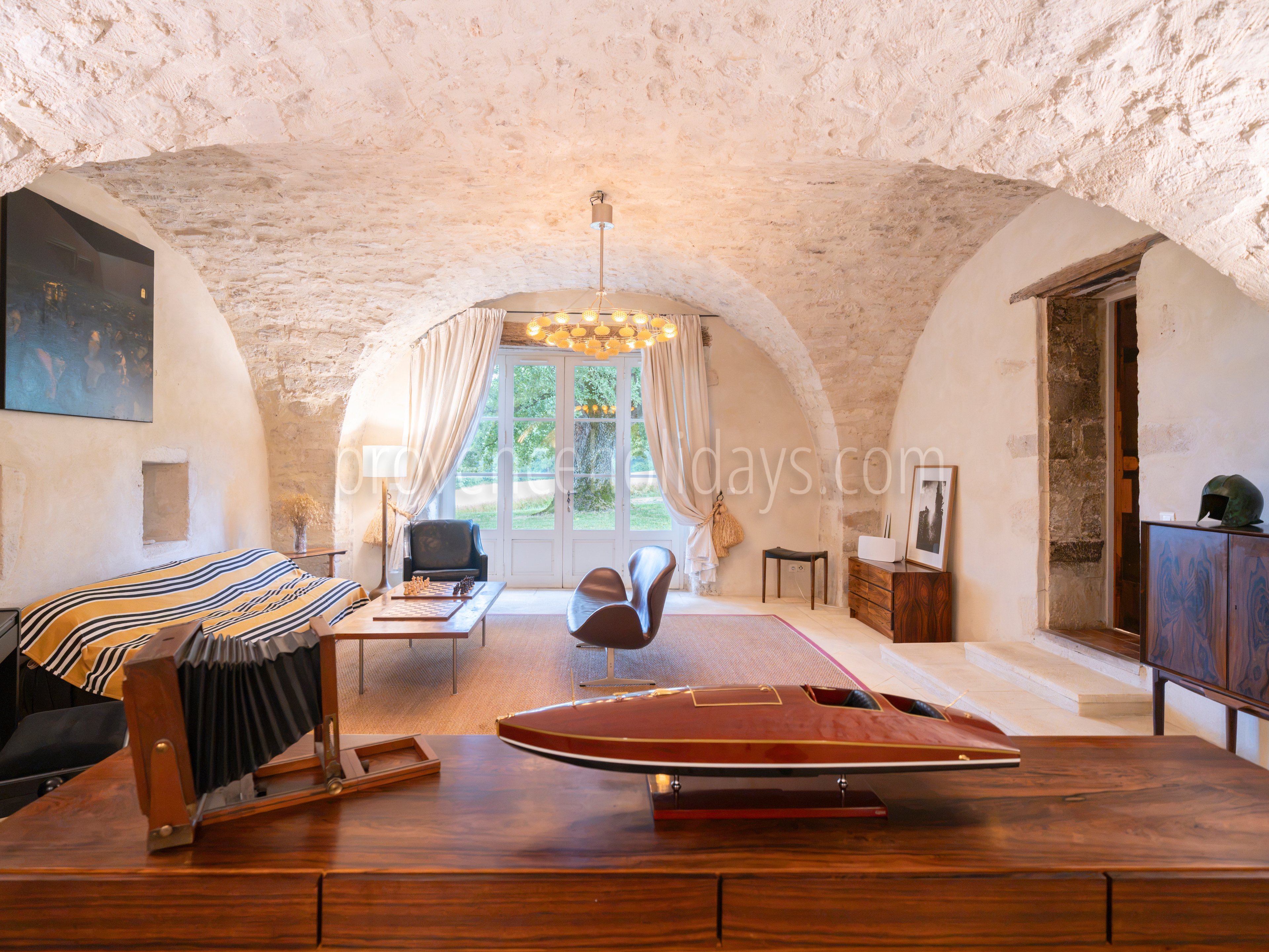 62 - La Bastide Neuve: Villa: Interior