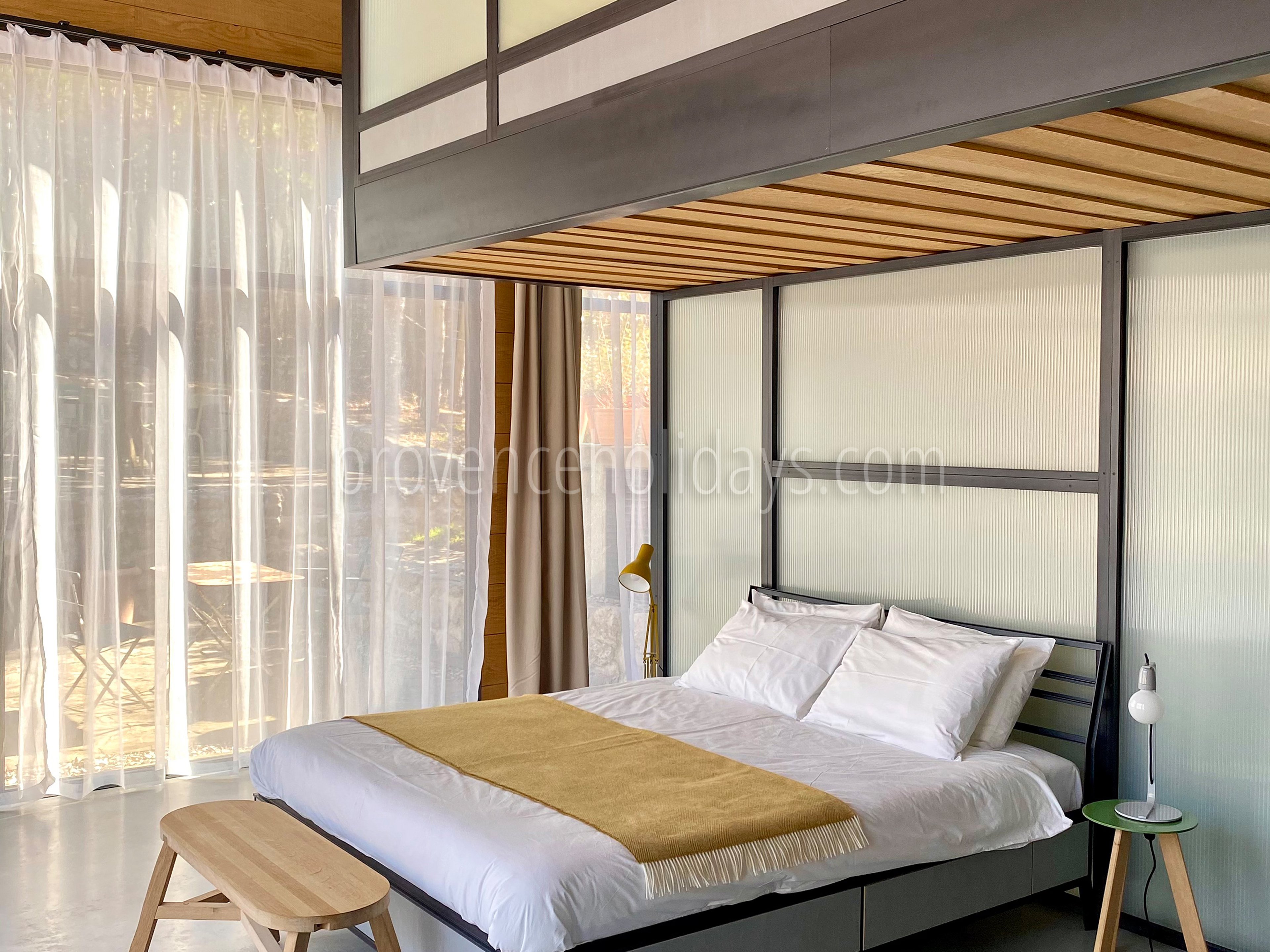 4 - Mas Villard: Villa: Bedroom
