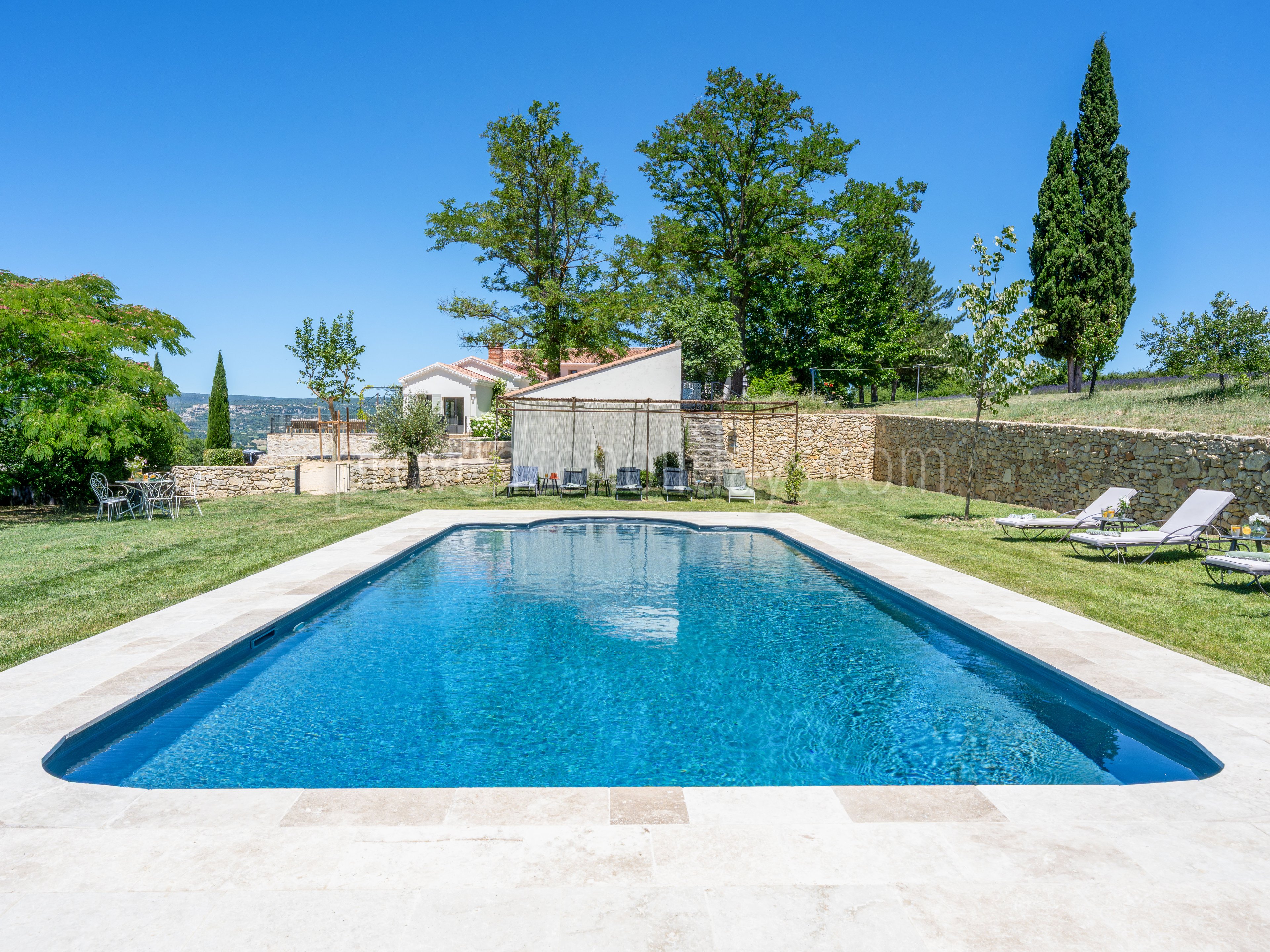 70 - La Villa aux lavandes: Villa: Pool