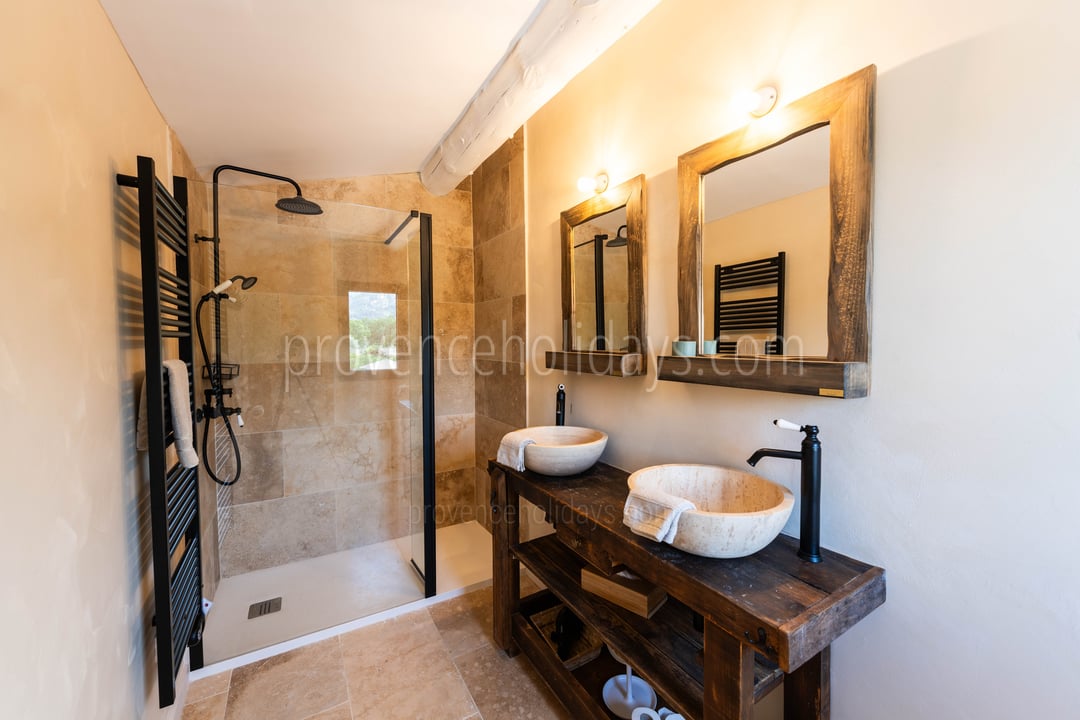 97 - Bastide Gergouven: Villa: Bathroom 7