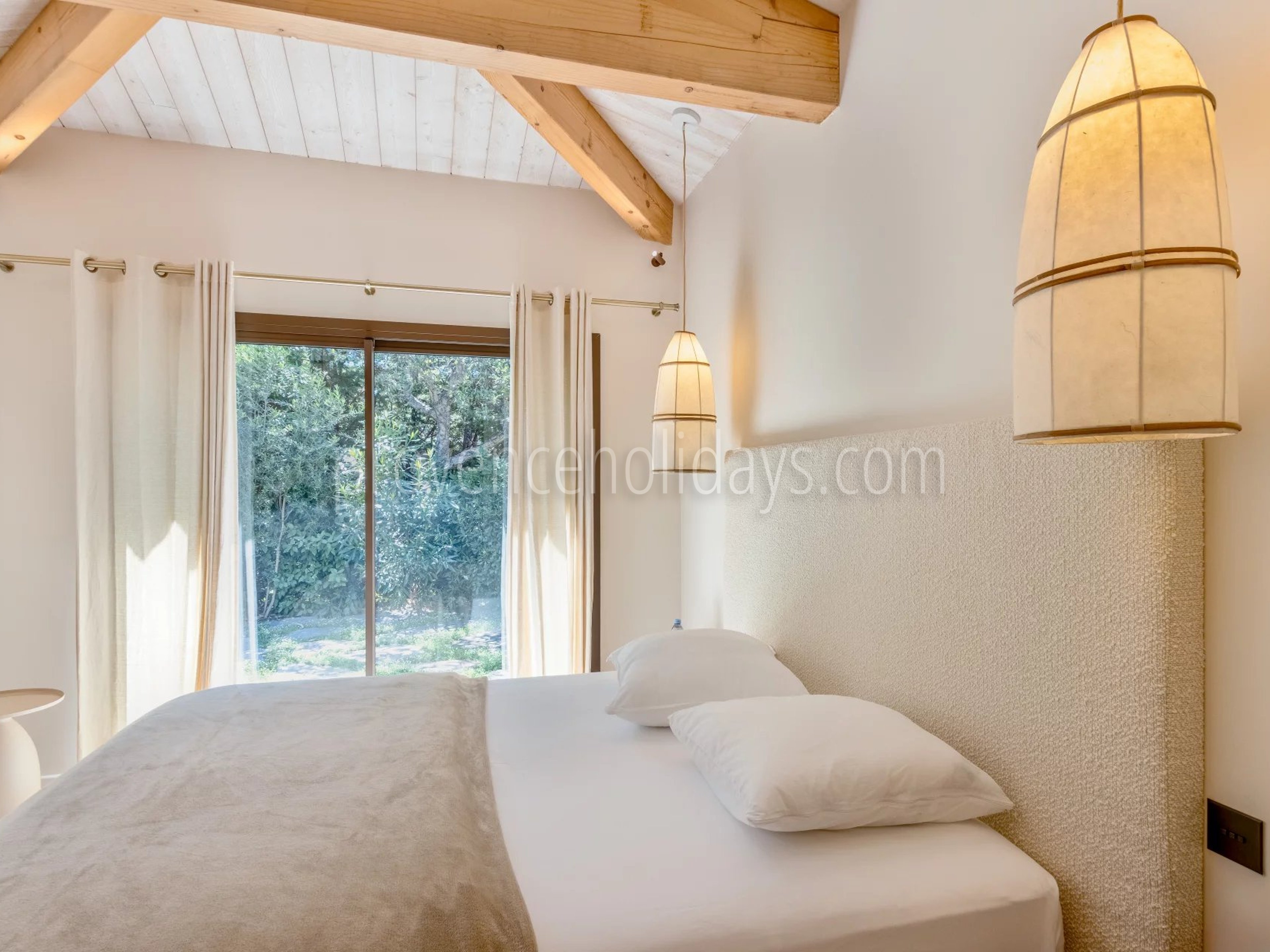 14 - Ebenerdige Villa in Ramatuelle: Villa: Bedroom