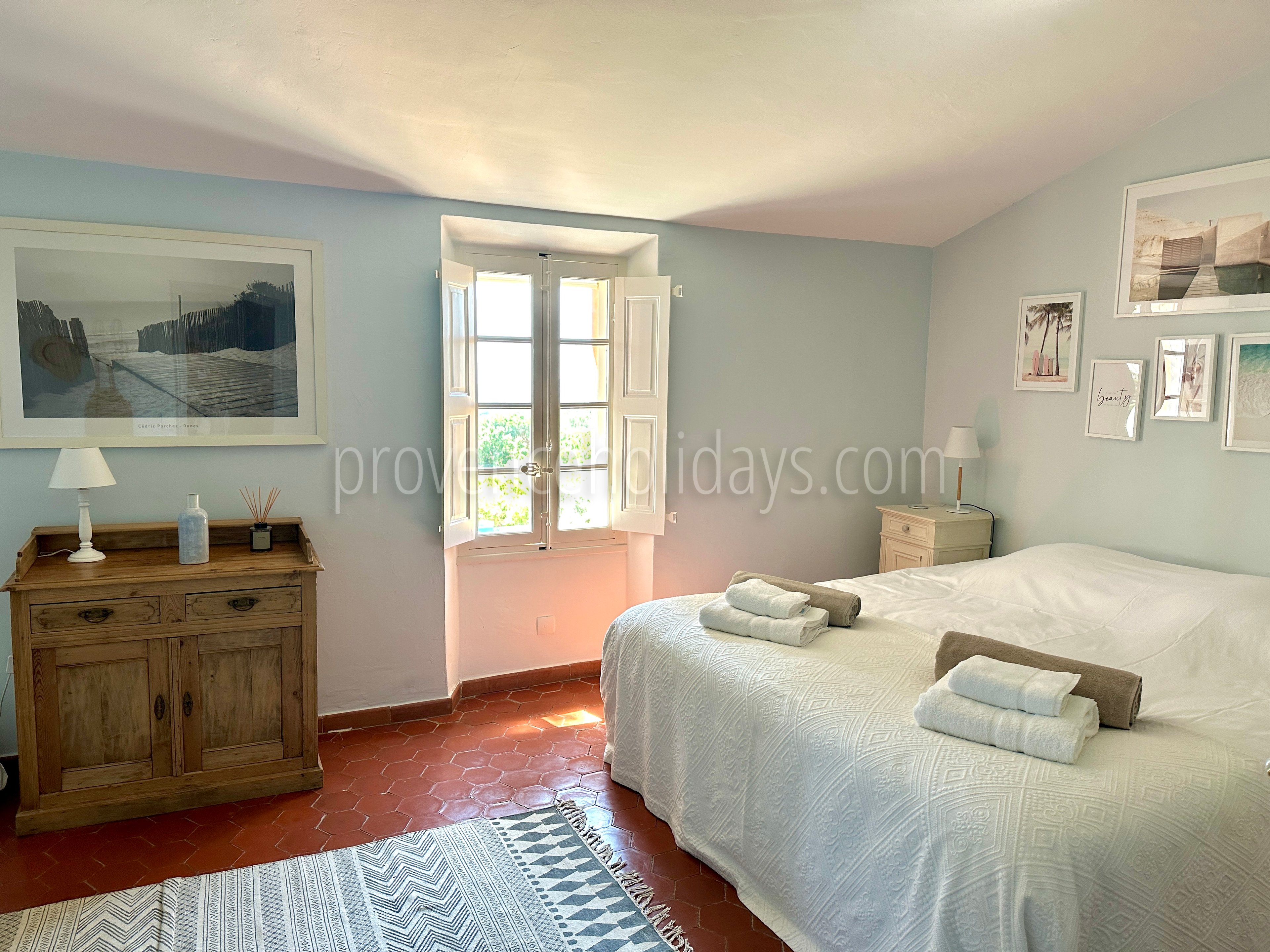 17 - Bastide Shalimar: Villa: Bedroom