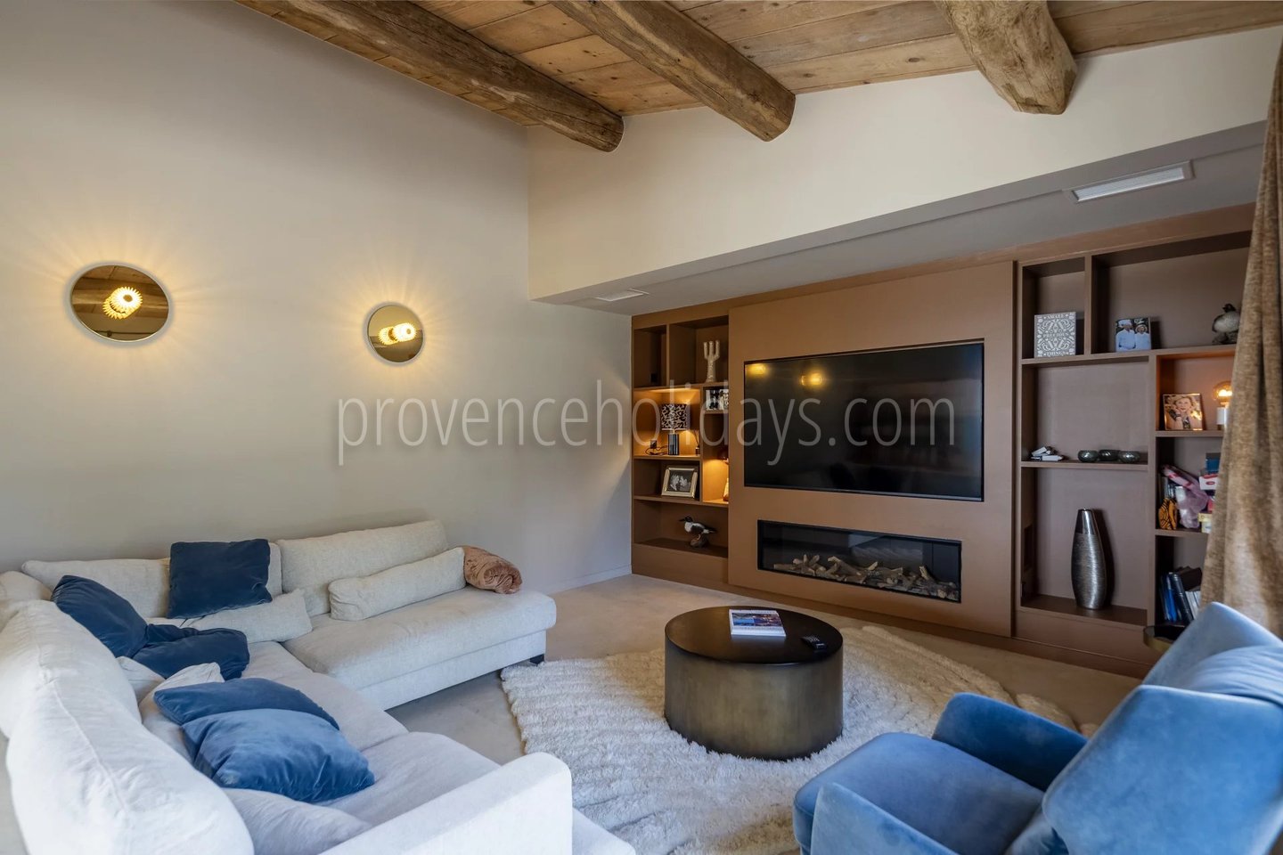48 - Le Loup des Alpilles: Villa: Interior