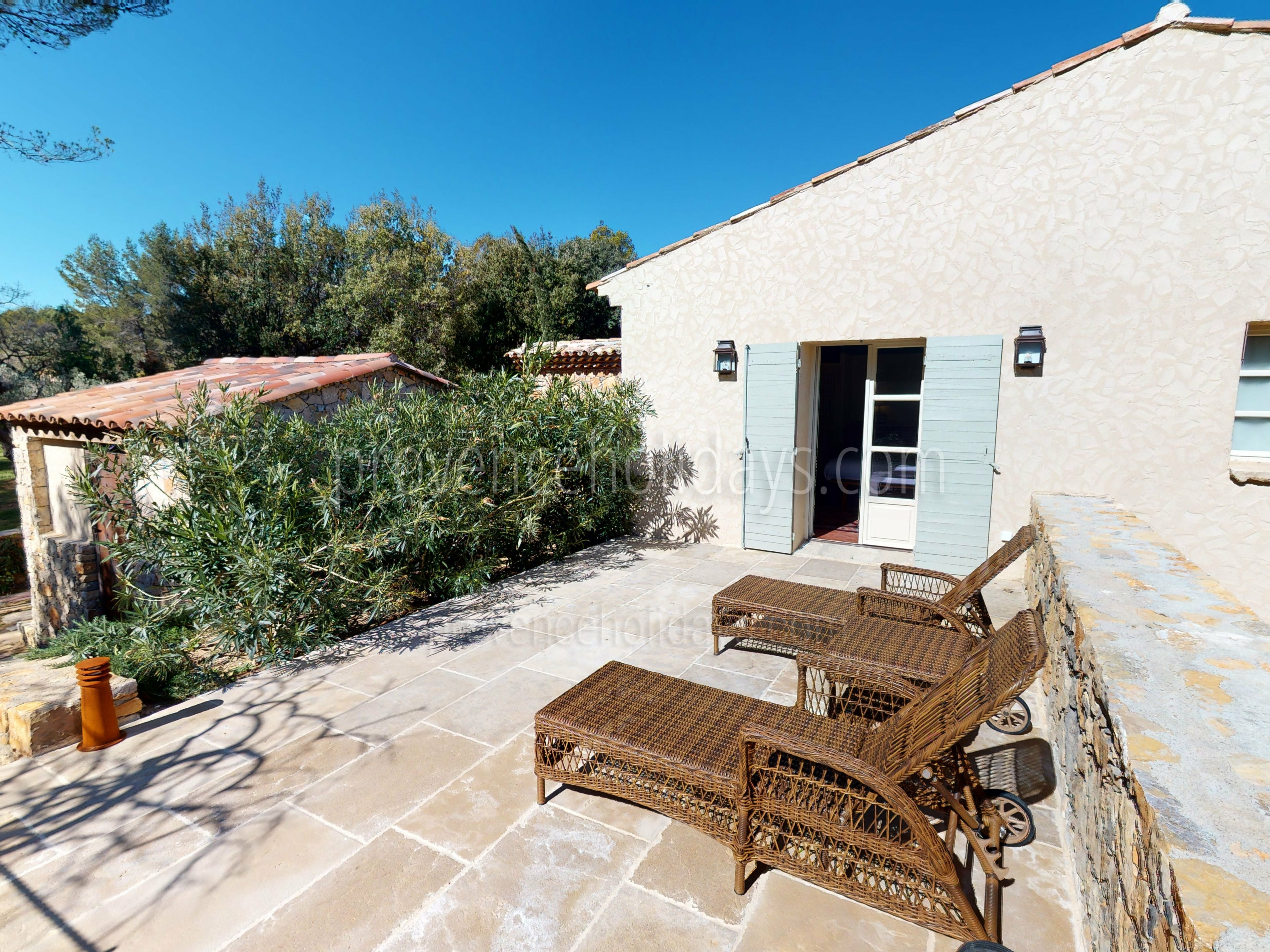7 - Villa en Provence: Villa: Exterior