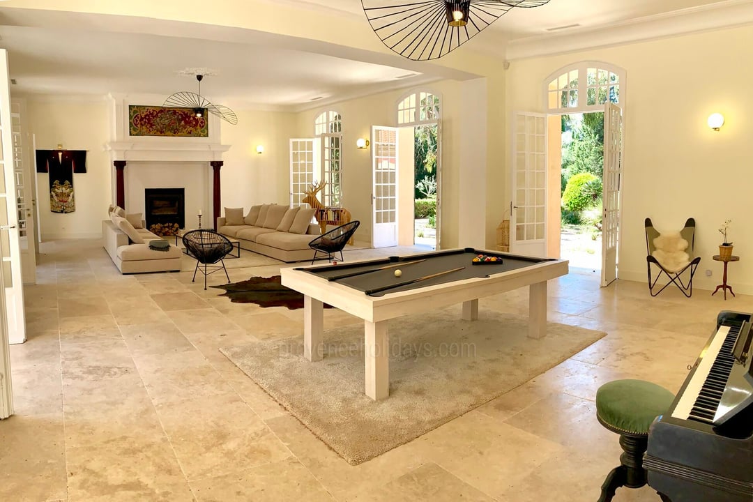 4 - Domaine du Sud: Villa: Interior